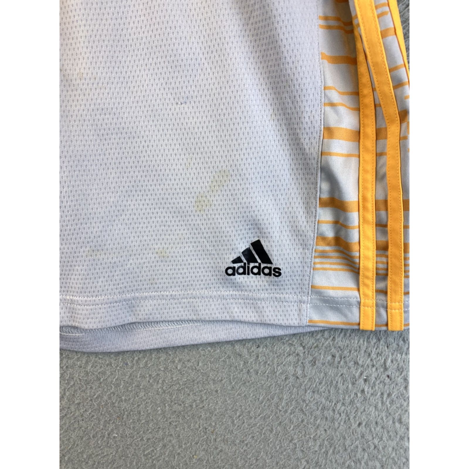 Adidas VINTAGE Adidas Athletic Shorts Men's XL Gray Yellow Activewear 89-10 Size US 36 / EU 52 - 2 Thumbnail