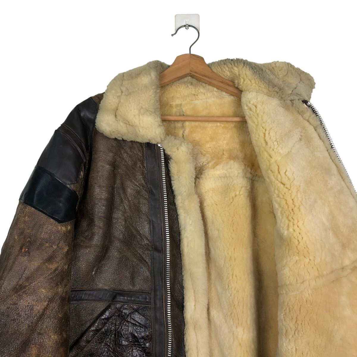 Schott 🔥VINTAGE B3 SHEARLING SHEEPSKIN LEATHER JACKET SCHOTT USA Size US M / EU 48-50 / 2 - 12 Thumbnail