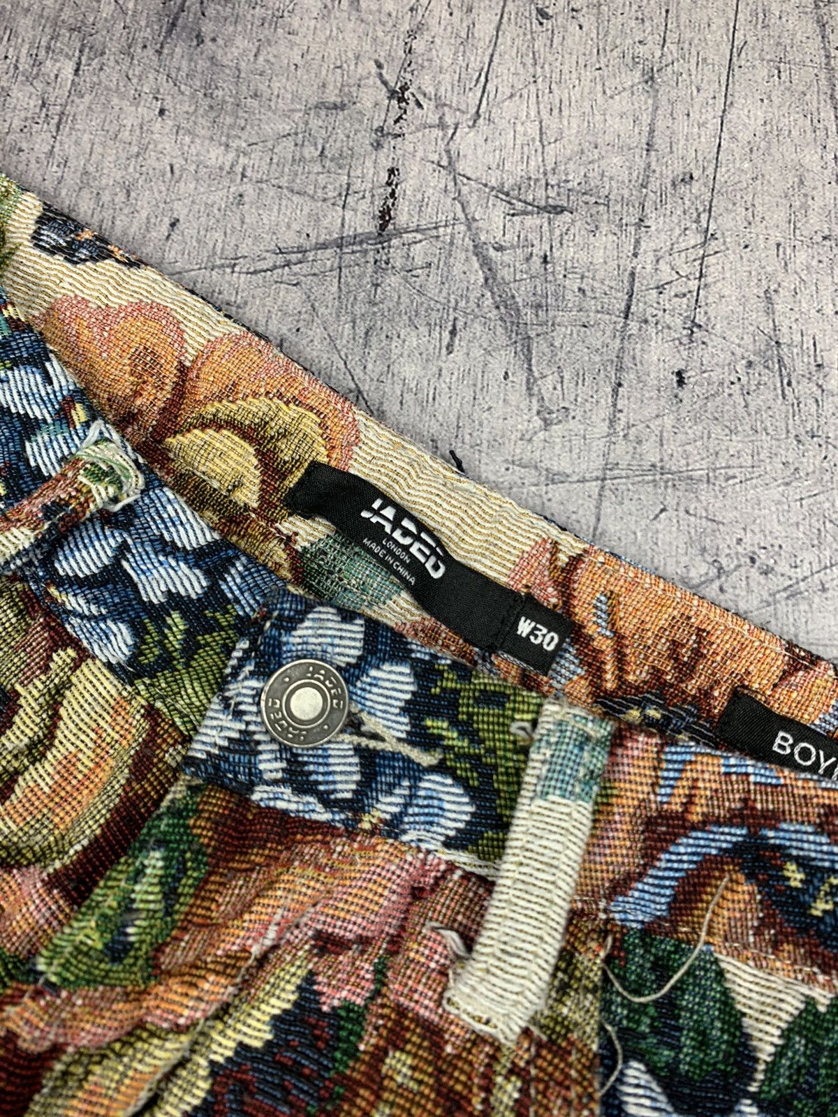 Jaded London Jaded London Floral Pants Boyfriend Fit Size 30 Size US 30 / EU 46 - 5 Thumbnail