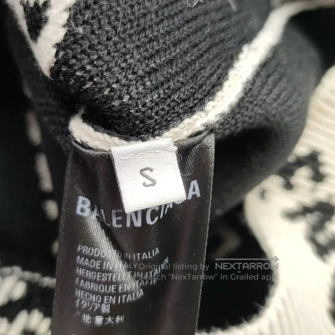 Balenciaga Balenciaga Allover Logo Cotton Crewneck Sweater. Size US S / EU 44-46 / 1 - 4 Thumbnail