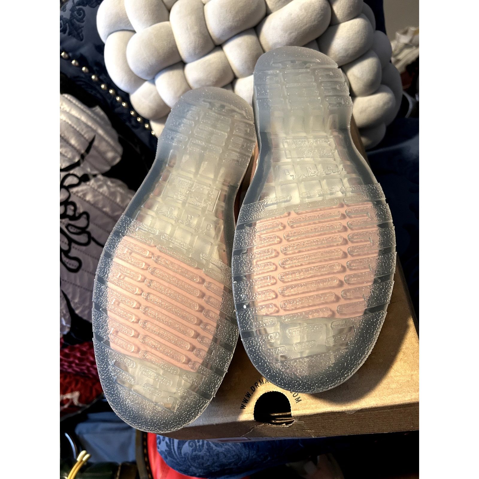 Dr. Martens Dr Martens 1461 Iced Chalk Pink Suede Oxfords size 10/EU 42 Size US 10 / IT 40 - 8 Thumbnail