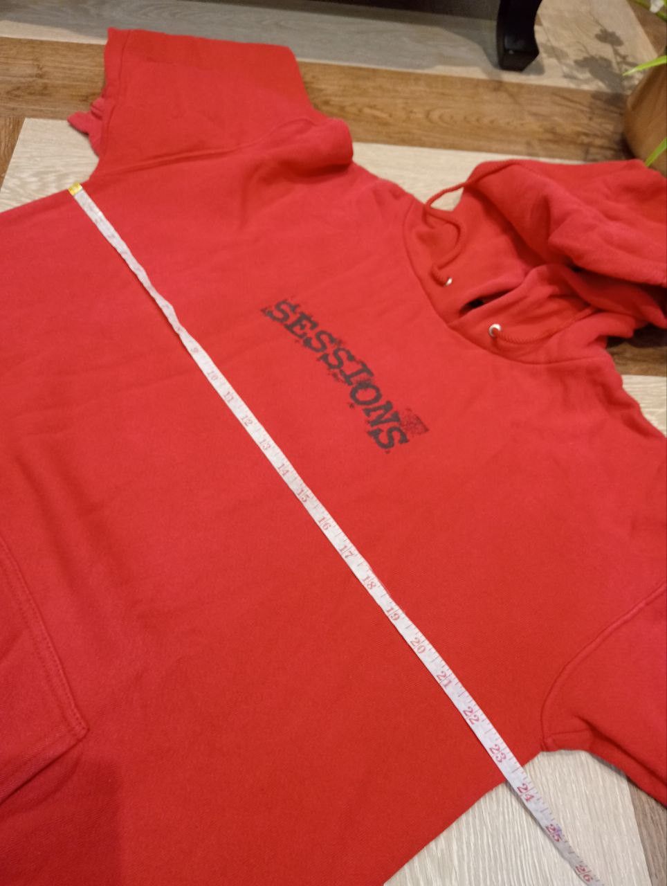 Sessions VINTAGE SESSIONS SKATEBOARDS OVERSIZED HOODIE - SIZE L - RED Size US L / EU 52-54 / 3 - 10 Thumbnail