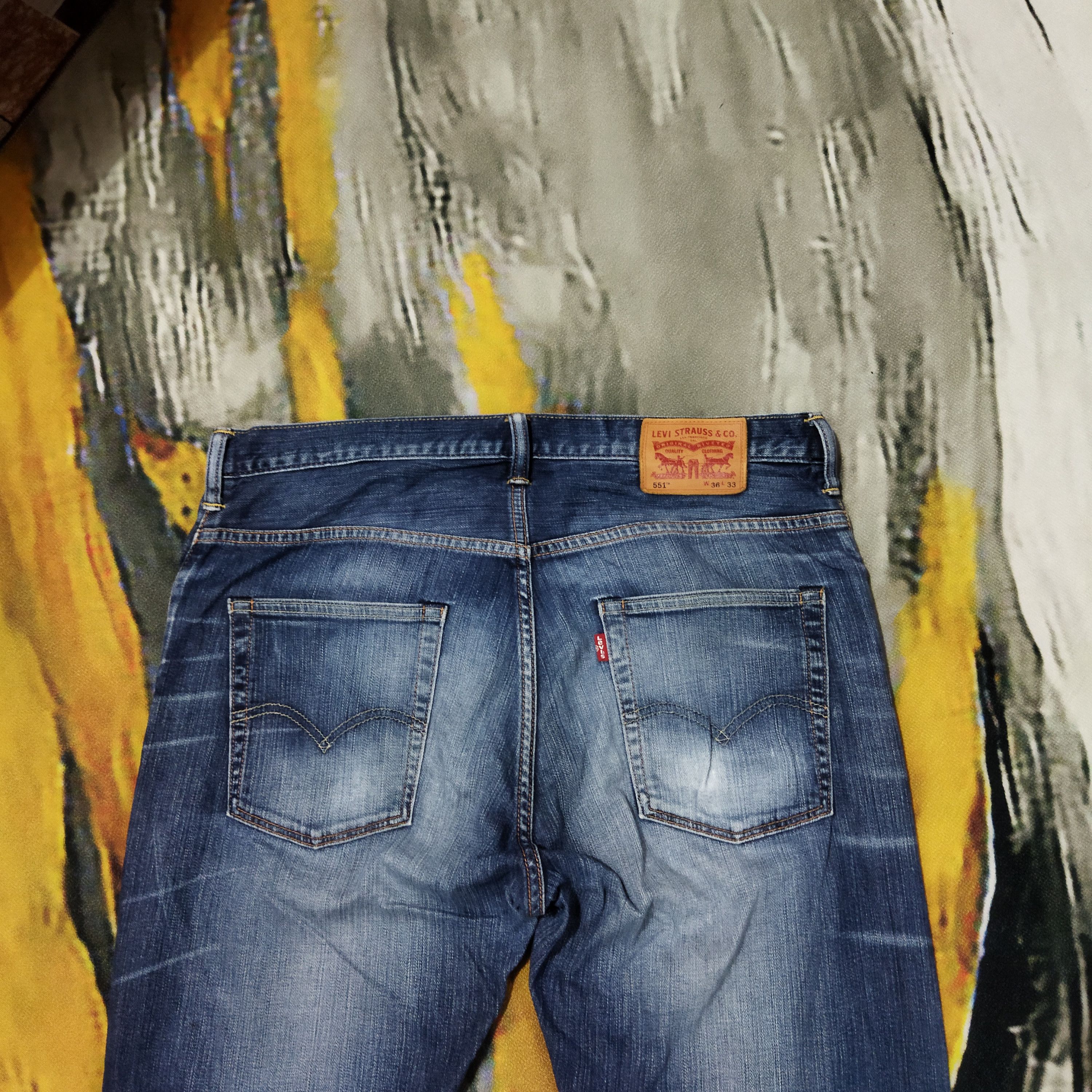 Levi's × Vintage VINTAGE LEVIS 551 DISTRESSED FADED BLUE Size US 36 / EU 52 - 8 Thumbnail
