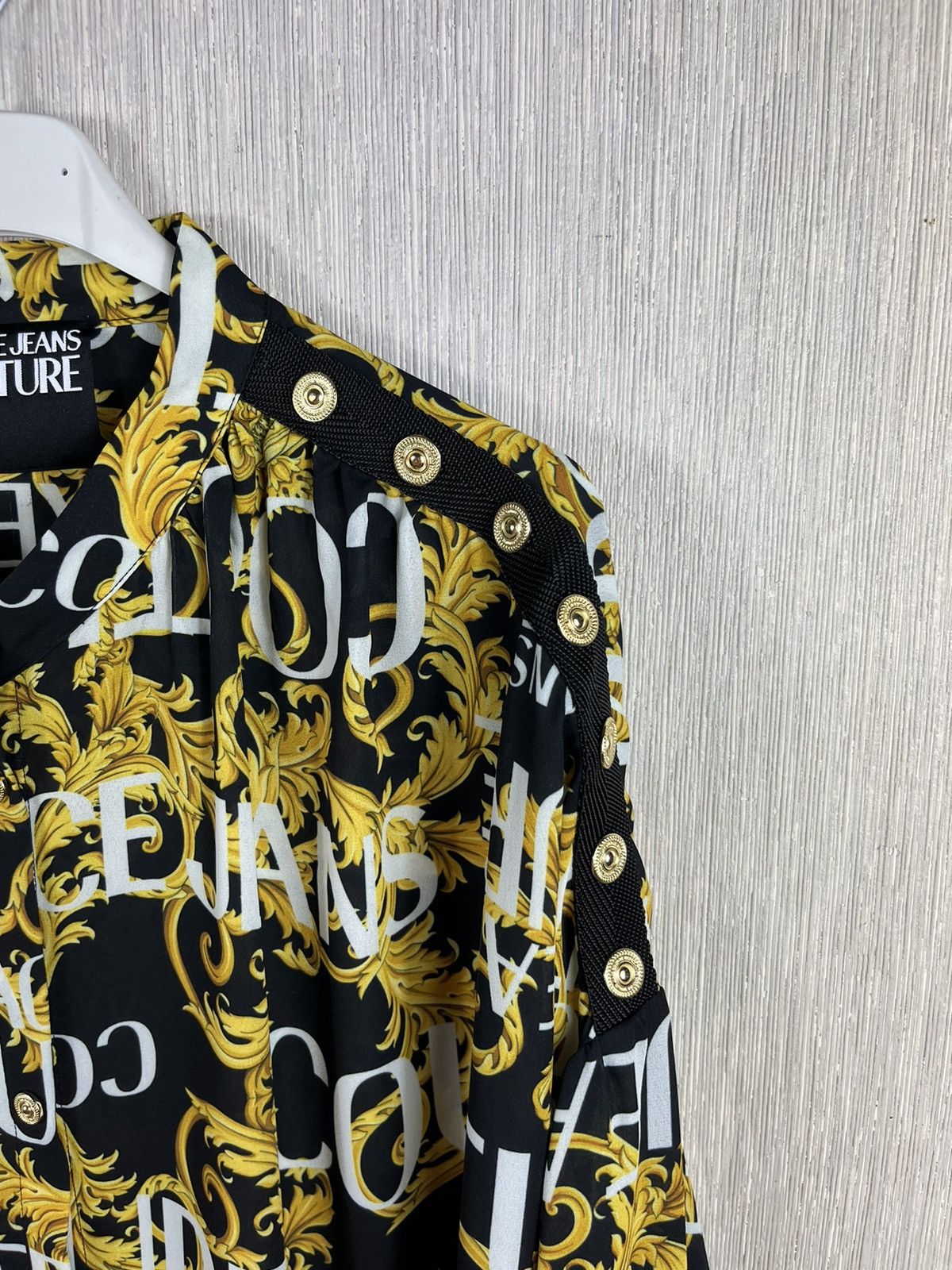 Versace × Versace Jeans Couture Versace Jeans Couture full print shirt gold details monogram Size US L / EU 52-54 / 3 - 8 Thumbnail