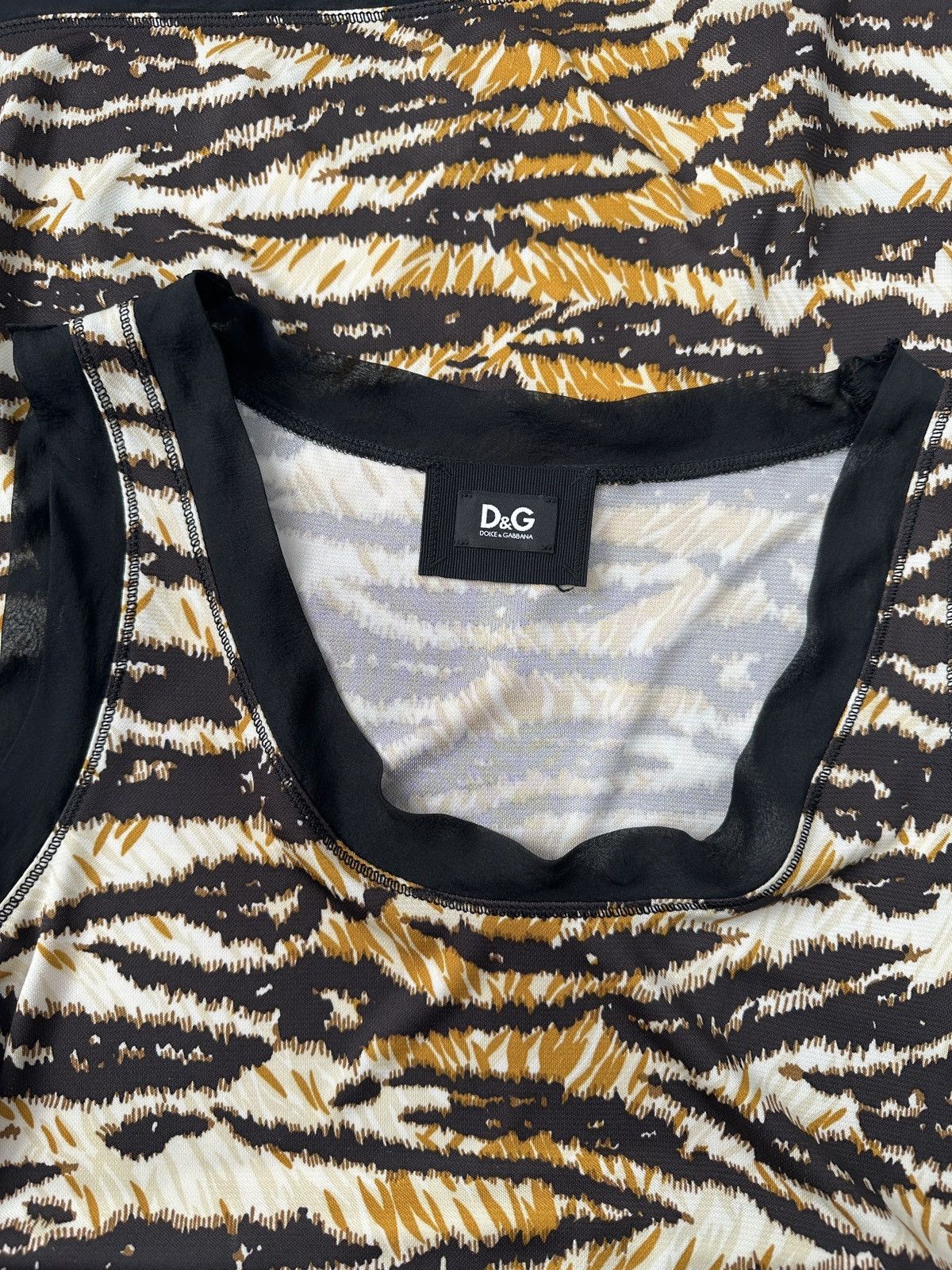 Dolce & Gabbana DOLCE & GABBANA Sleeveless Tiger Animal Print Viscose Dress Size S / US 4 / IT 40 - 4 Thumbnail