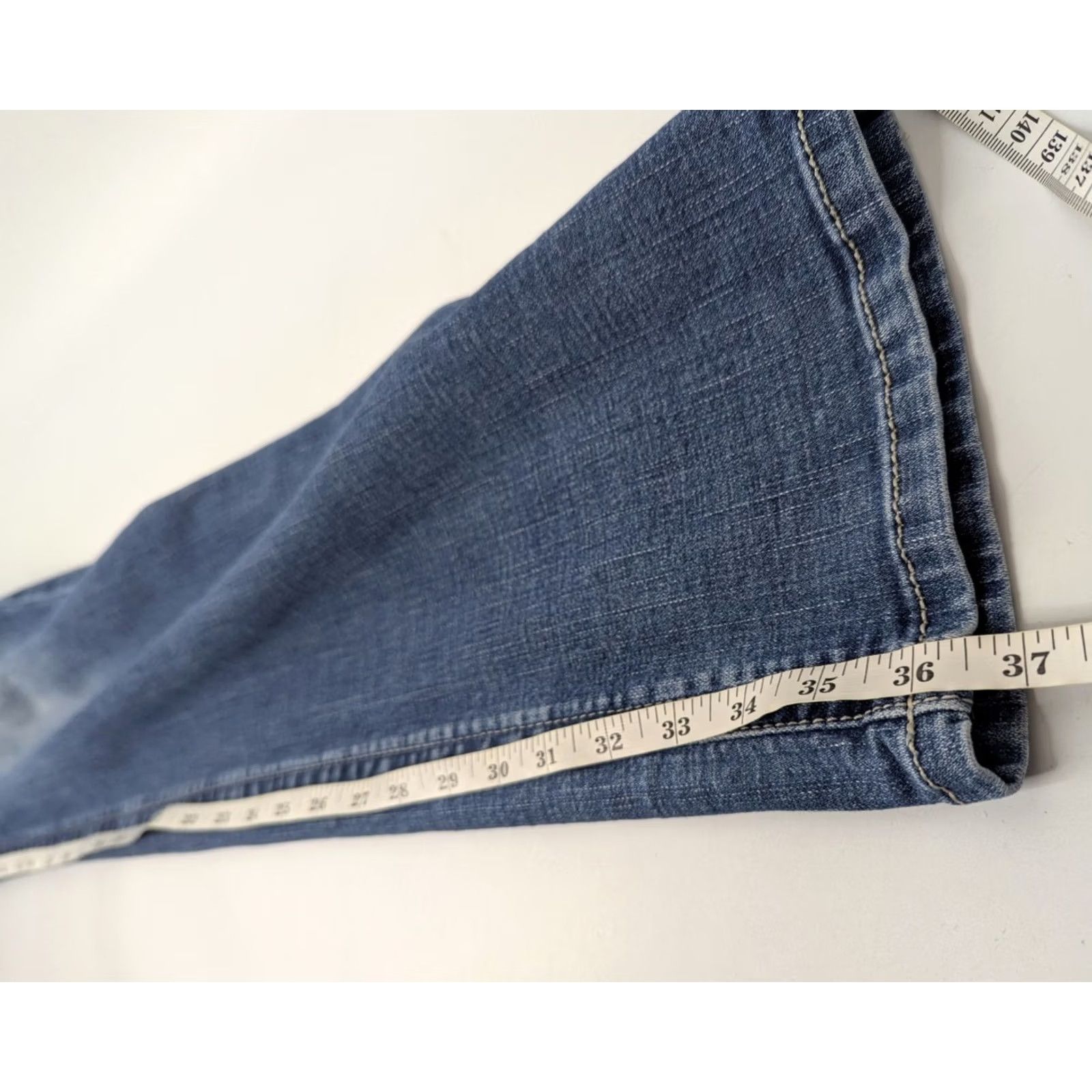 Wrangler Wrangler Willow Jeans Boots Cut Denim Stretch Ultimate Riding Jean Women Size 5 Blue 5-Pocket Design Size 27" / US 4 / IT 40 - 6 Thumbnail