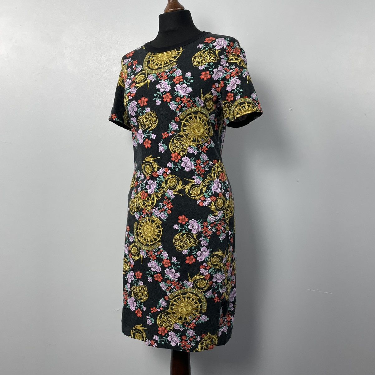 Versace Versace Jeans Couture Womens Sunflower Garland T-Shirt Dress Size M / US 6-8 / IT 42-44 - 2 Thumbnail