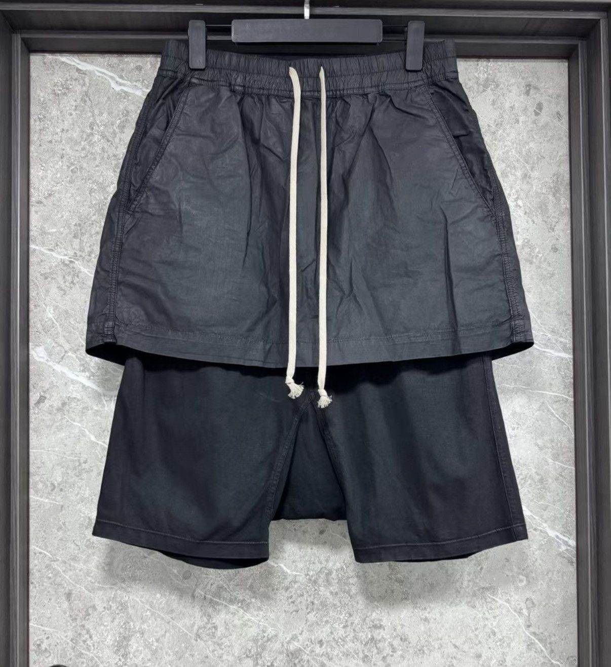 Rick Owens Rick Owens Waxed Cargo Skirt-Short Size US 32 / EU 48 - 1 Thumbnail