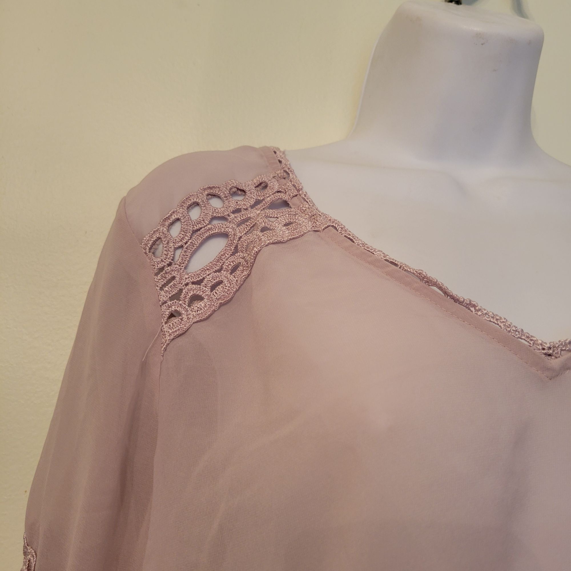 Victoria's Secret Victorias Secret Sheer Blouse M Mauve Pink Lace Detail Long Size M / US 6-8 / IT 42-44 - 4 Thumbnail