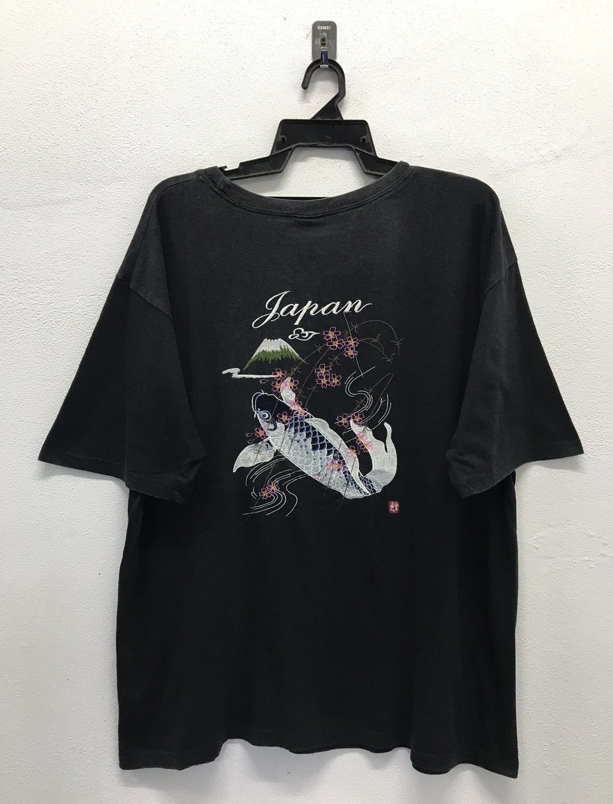 Japanese Brand × Vintage Vintage Japanese Brand Fish Koi Sukajan Shirt Size US XXL / EU 58 / 5 - 1 Thumbnail
