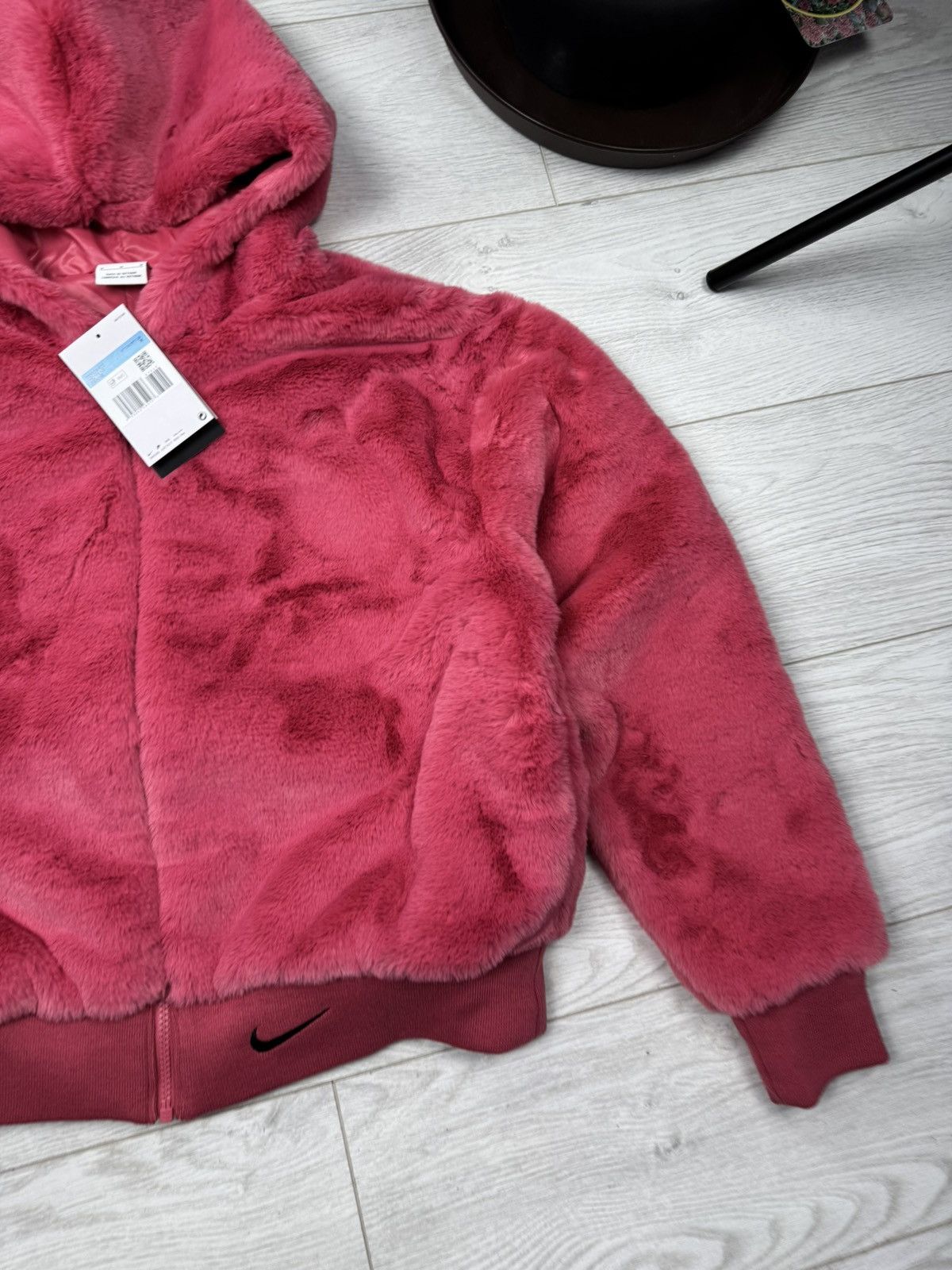 Nike × Vintage Nike Essential Faux Fur Swoosh Women’s Jacket M Size M / US 6-8 / IT 42-44 - 6 Thumbnail