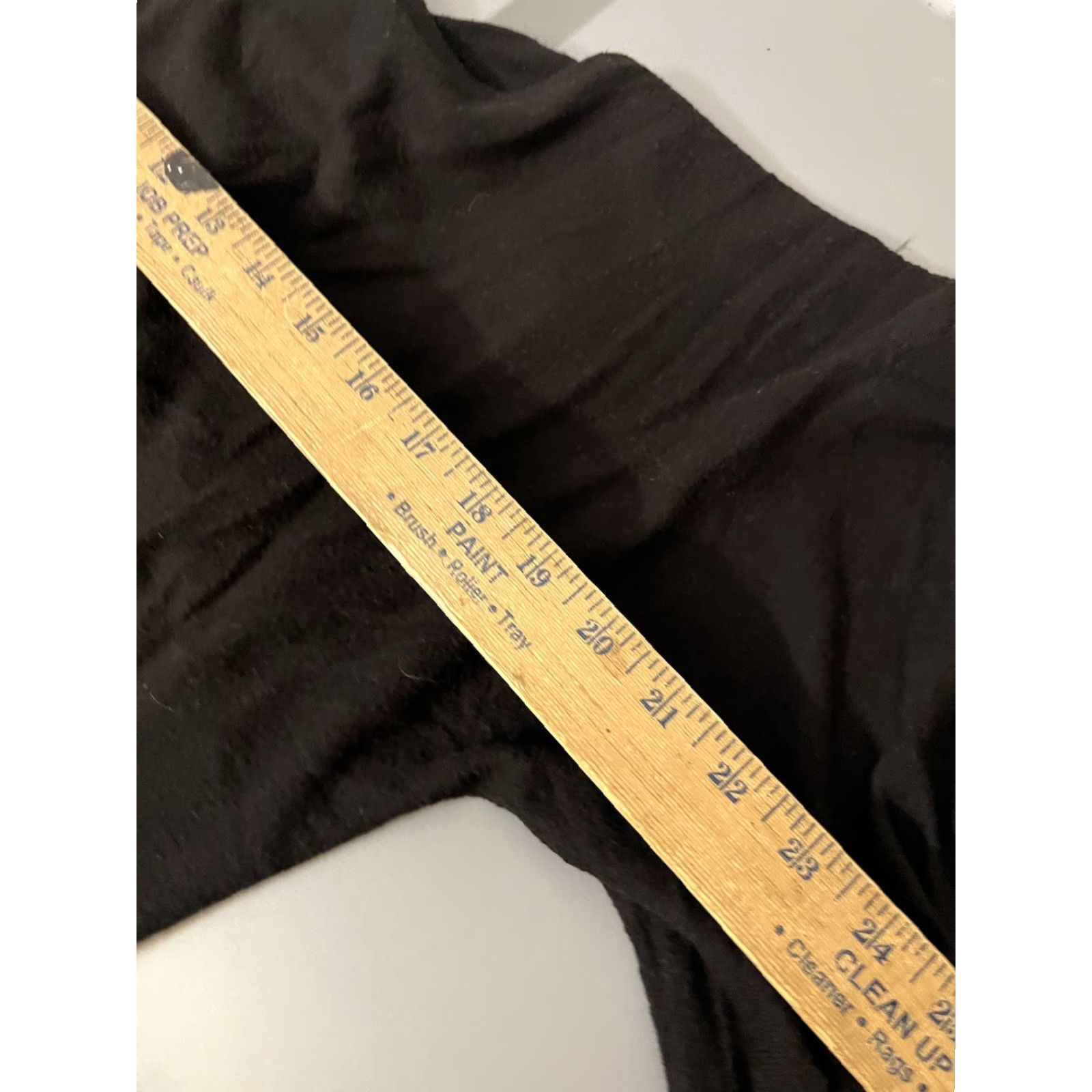 White House Black Market White House Black Market Sweater Women's Kn ot Back V-Neck Open Pullover M Black Satin Knit Shirt / Womens / Size M Size M / US 6-8 / IT 42-44 - 5 Thumbnail