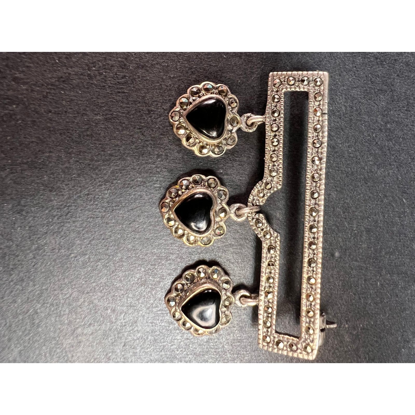 Other Vintage black onyx heart and marcasite 925 silver pin brooch Size ONE SIZE - 9 Thumbnail
