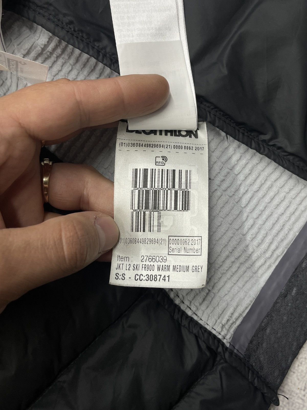 Other Mens Wedze Decathlon Down Jacket Black/Grey Outdoor Gorpcore Size US S / EU 44-46 / 1 - 13 Thumbnail