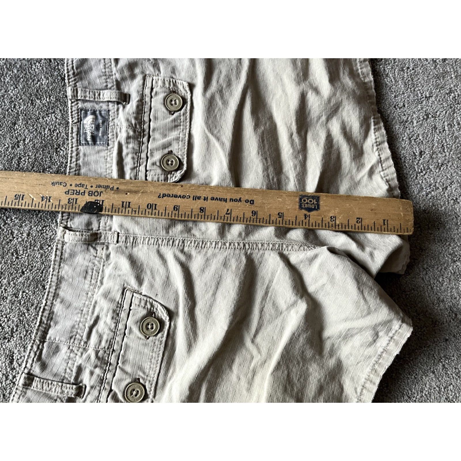 The North Face THE NORTH FACE Chino Shorts Women's Size 6 Beige Flat Front 100% Cotton Size 28" / US 6 / IT 42 - 4 Thumbnail