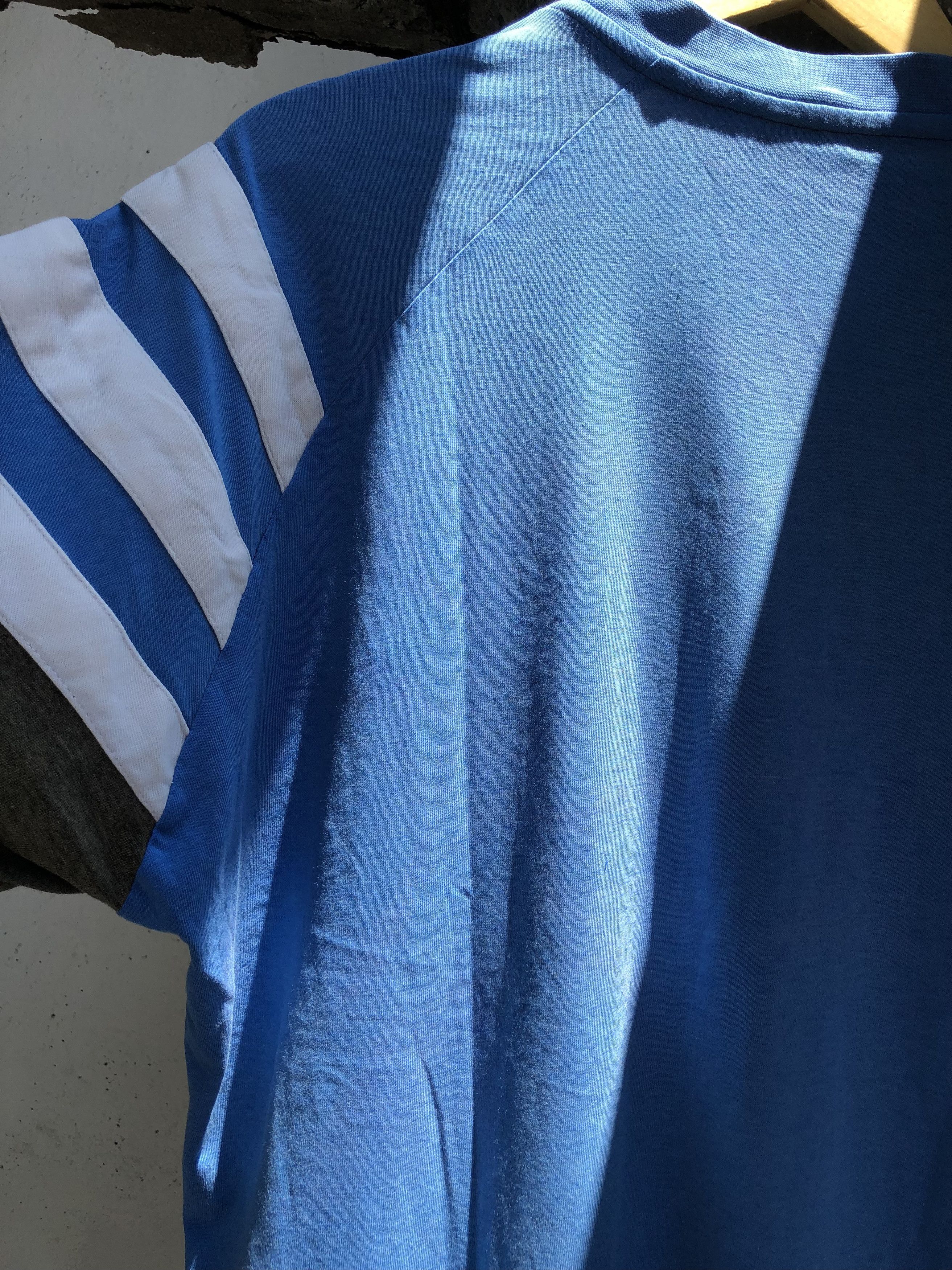 Adidas VINTAGE ADIDAS T-SHIRT Size US M / EU 48-50 / 2 - 2 Thumbnail