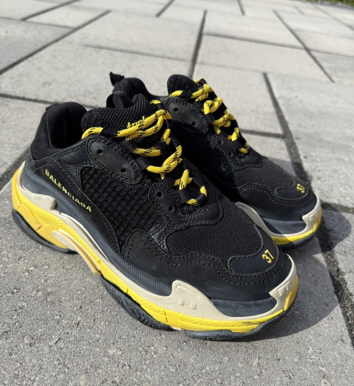Balenciaga Balenciaga Triple S Distressed Sneakers Black/Yellow Size US 7 / IT 37 - 1 Thumbnail