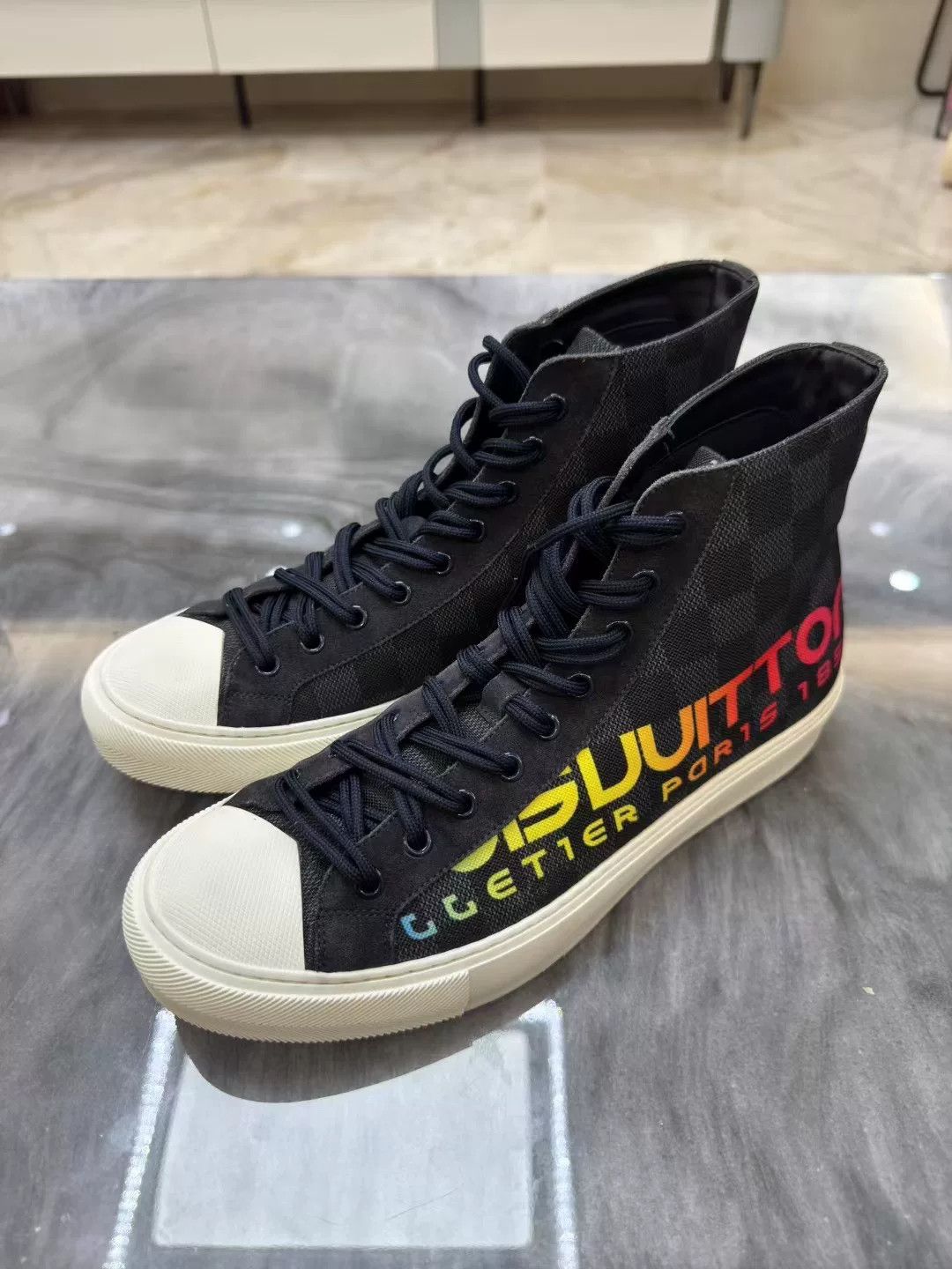 Louis Vuitton louis vuitton rainbow logo high-top sneakers Size US 8.5 / EU 41-42 - 1 Thumbnail
