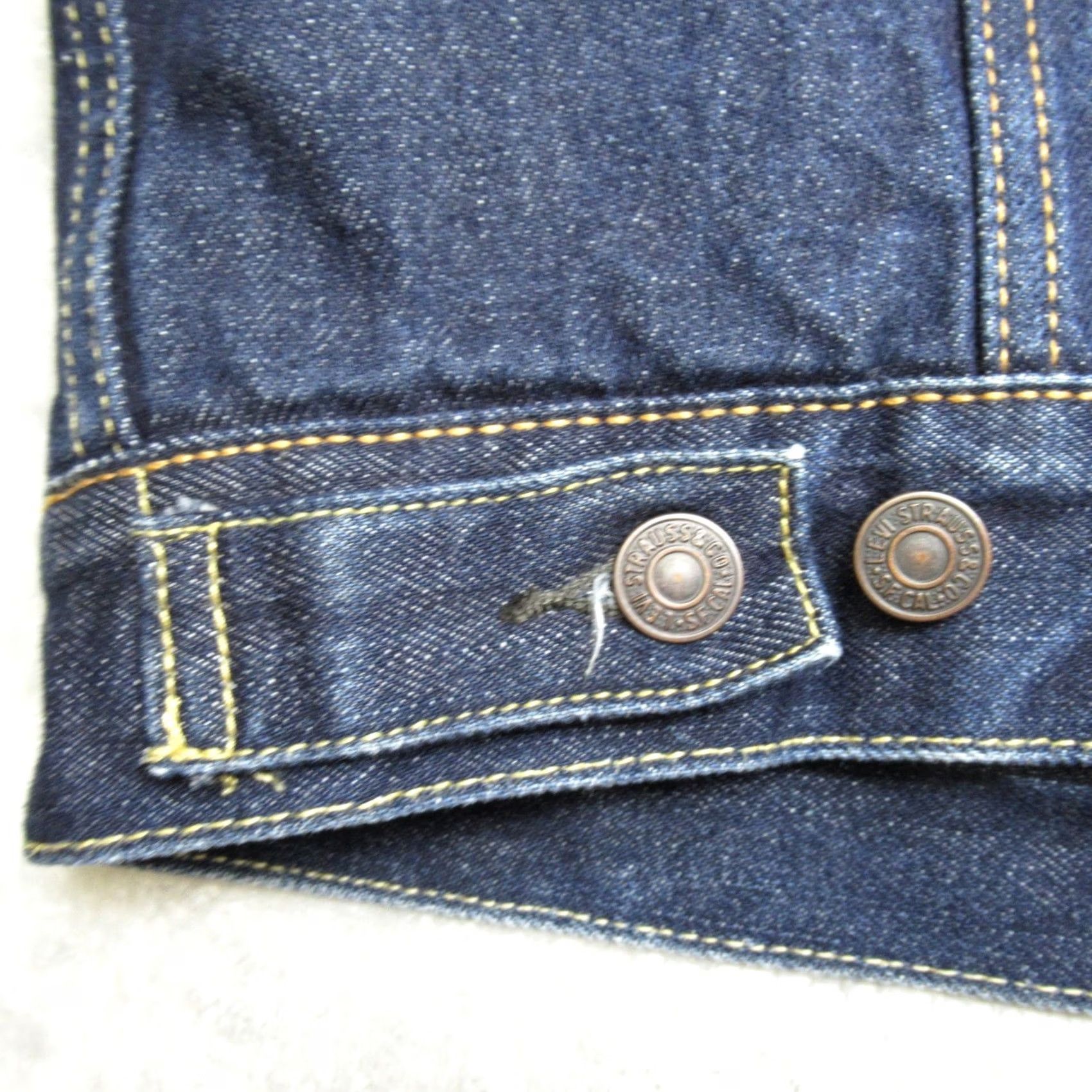 Levi's Item Specifications: Country of Origin: Unknown Size US M / EU 48-50 / 2 - 7 Thumbnail