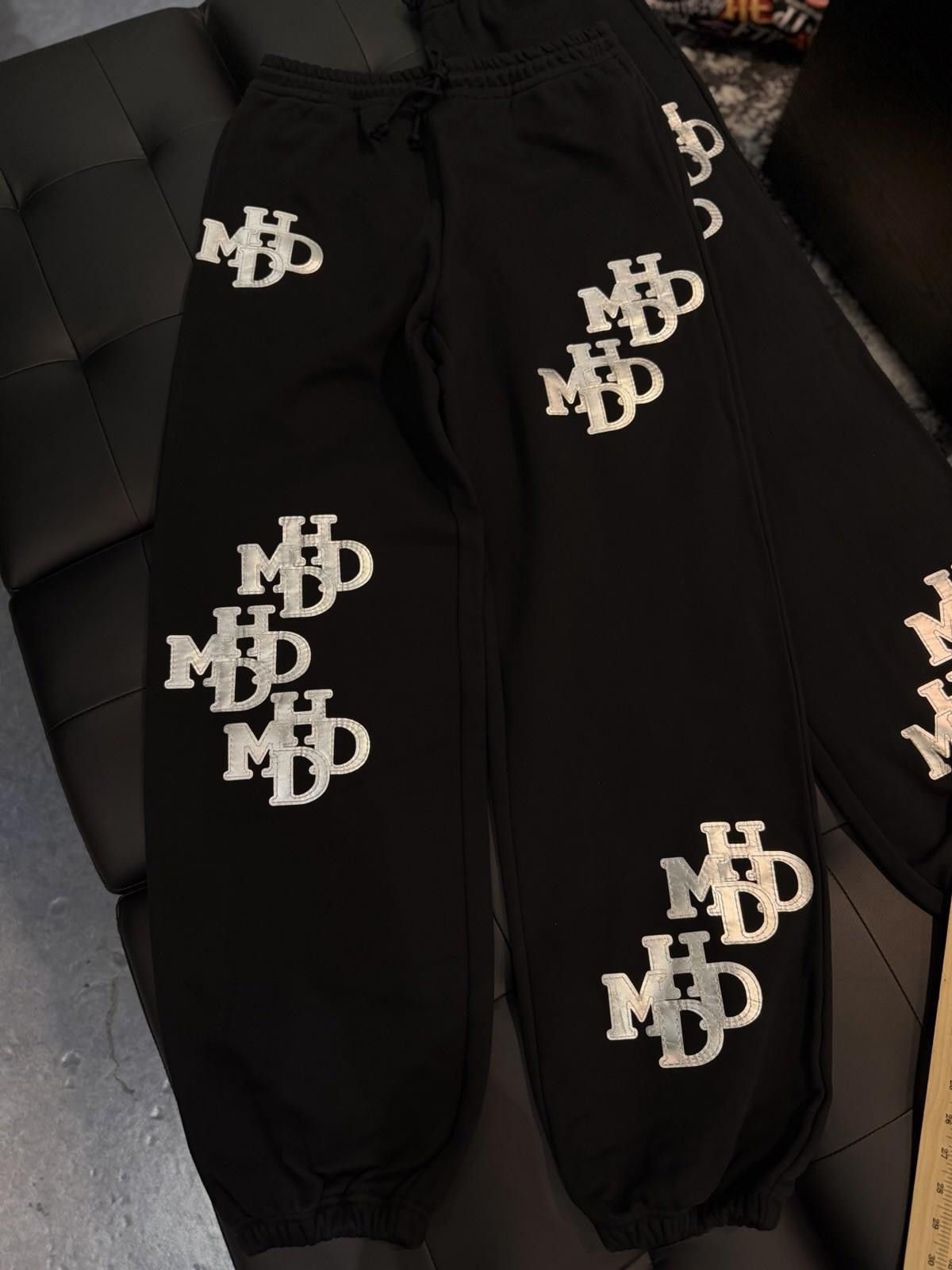 HMDD HMDD Patchwork Letter Print Sweatpants Black Silver (XL) NEW Size 40" / US 18 - 2 Thumbnail