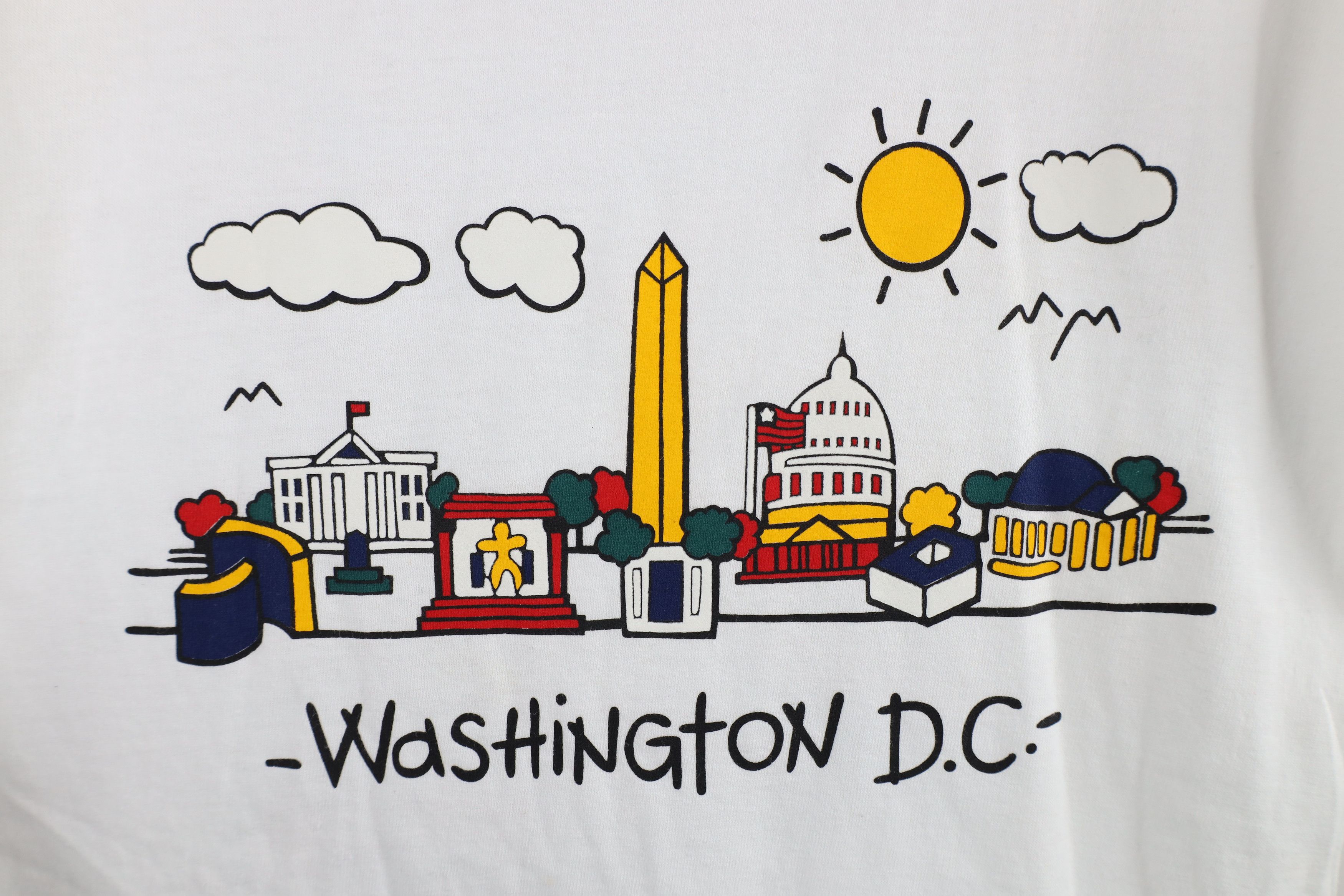 Vintage Vintage 90s Streetwear Washington DC Short Sleeve T-Shirt Size US S / EU 44-46 / 1 - 4 Thumbnail