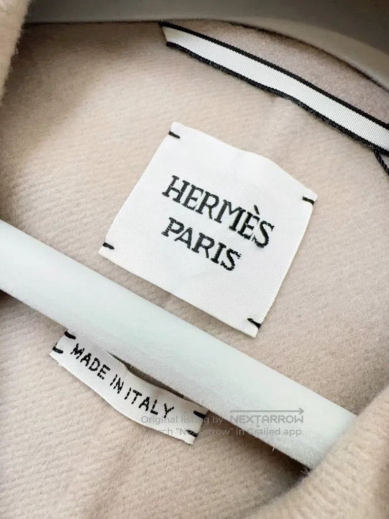 Hermes Hermes Light Khaki Reversible Collar Cloak Cashmere Vest J Size XXS / US 00 / IT 34 - 5 Thumbnail