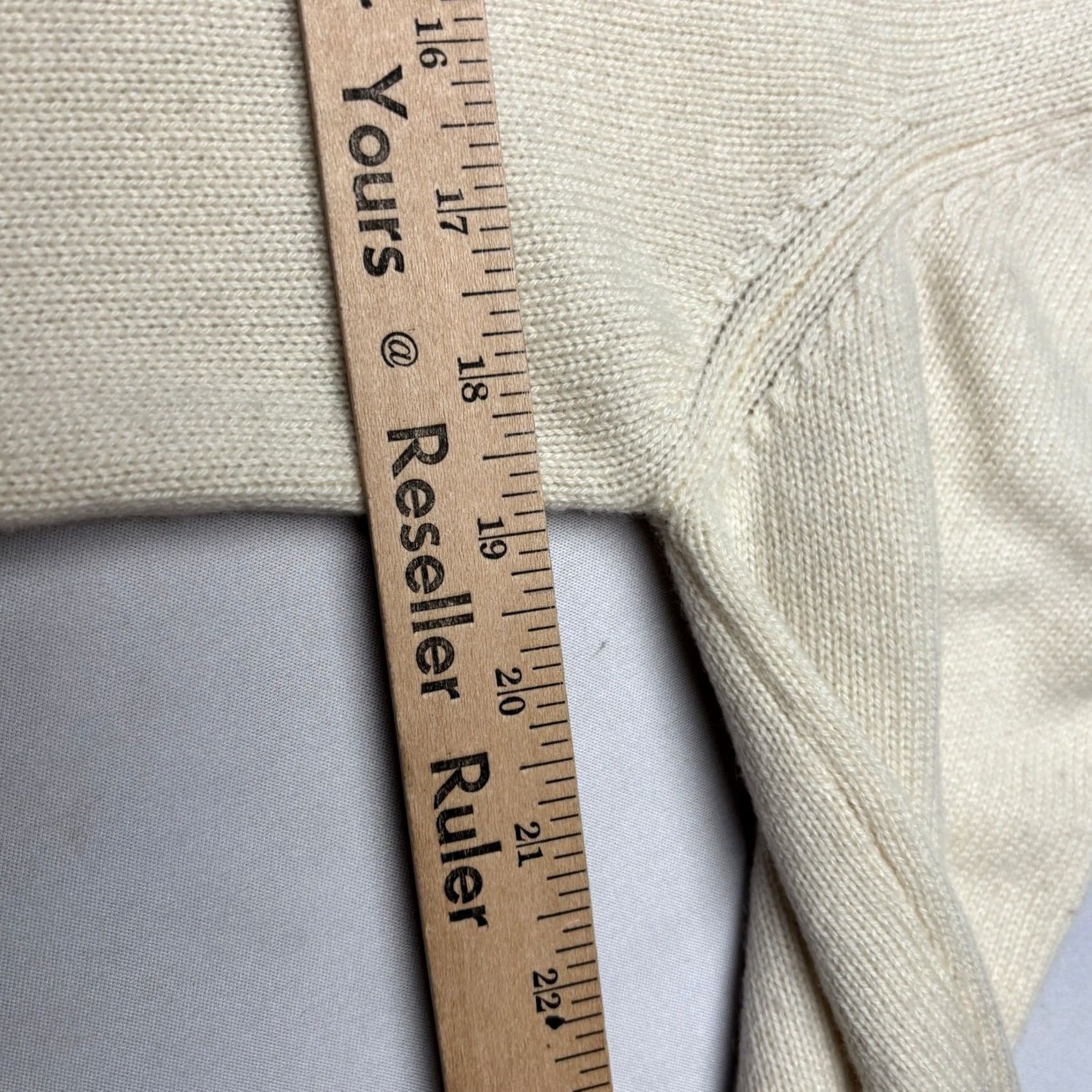 Jil Sander VINTAGE Jil Sander Raf Simons Era Cashmere Shawl Collar V Pullover Sweater Men S IT 42 Cream Pullover Slim Fit ITS 42 Mens Size US S / EU 44-46 / 1 - 6 Thumbnail