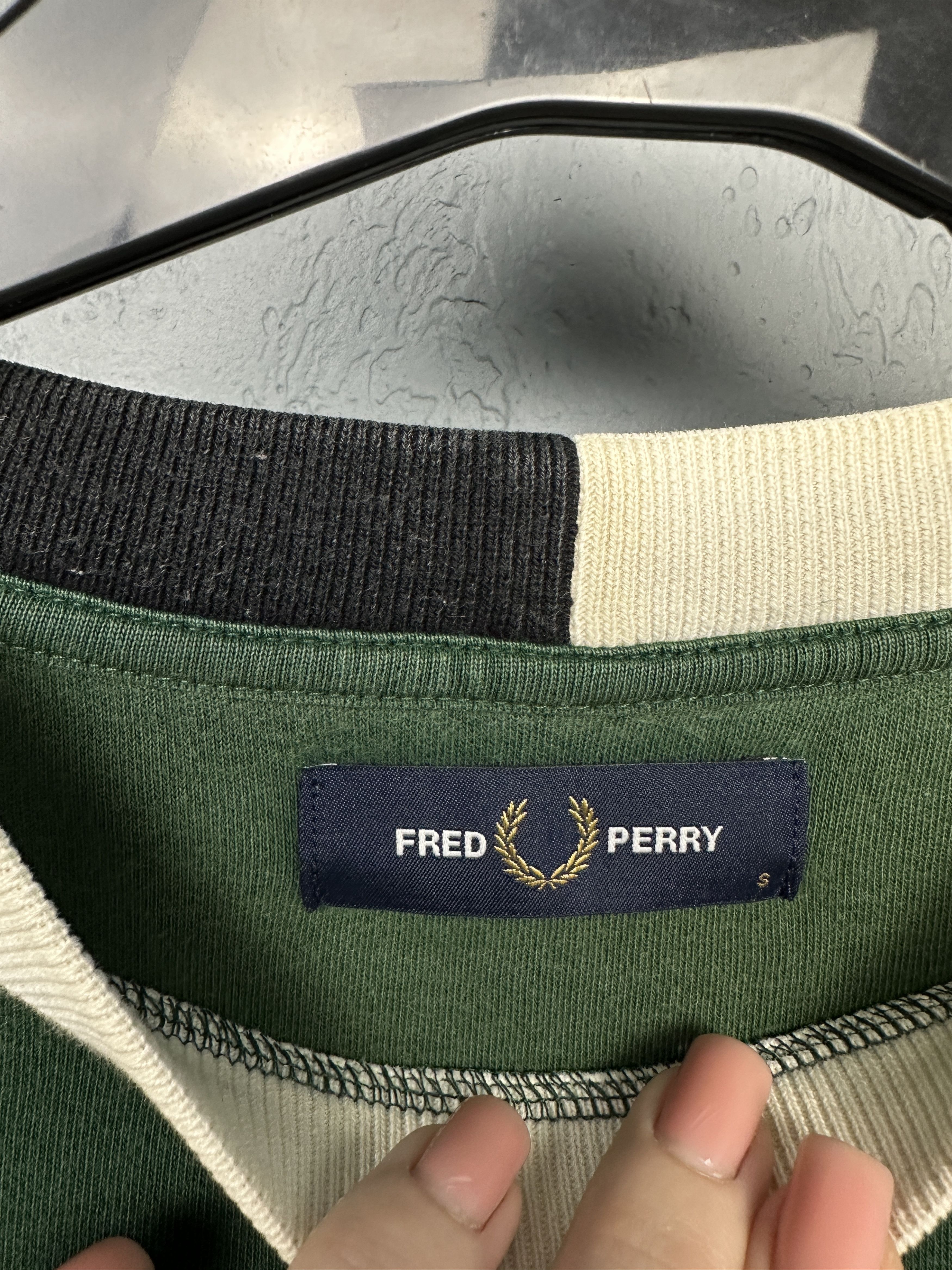 Fred Perry Fred Perry Mens Thin Sweatshirt Size US S / EU 44-46 / 1 - 5 Thumbnail