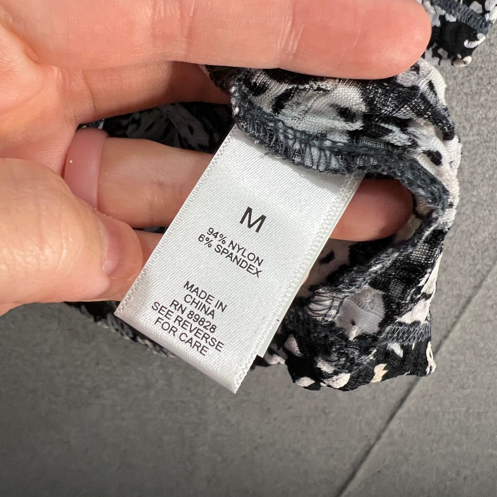 Other LOGO Layers by Lori Goldstein Printed Waffle Mesh Cardigan Size M / US 6-8 / IT 42-44 - 10 Thumbnail