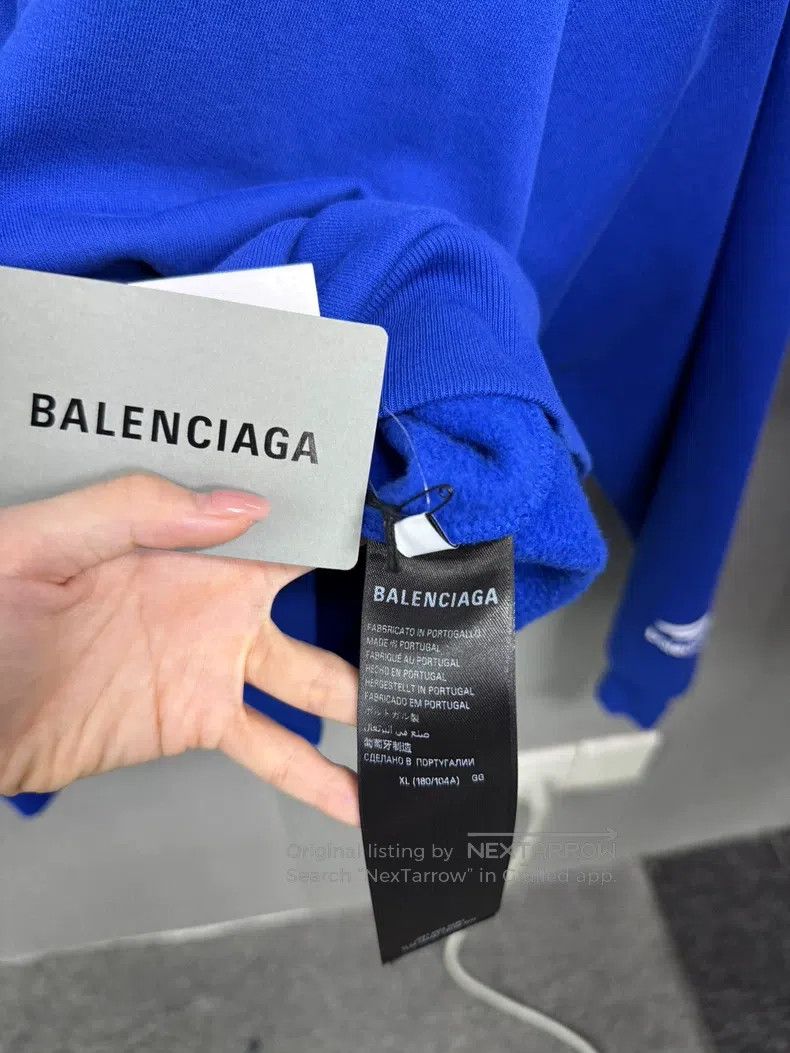 Balenciaga Balenciaga Manchester United Soccer Cardigan Size US XL / EU 56 / 4 - 5 Thumbnail