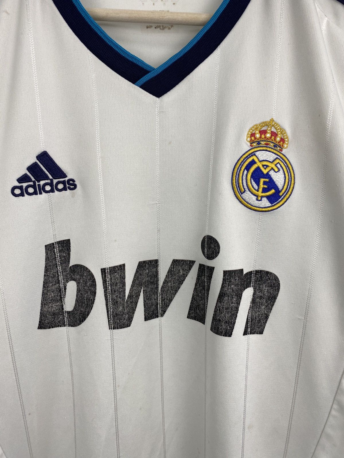 Adidas Y2K Real Madrid Adidas 110 Years 2013 Soccer Jersey Rare Size US S / EU 44-46 / 1 - 9 Thumbnail