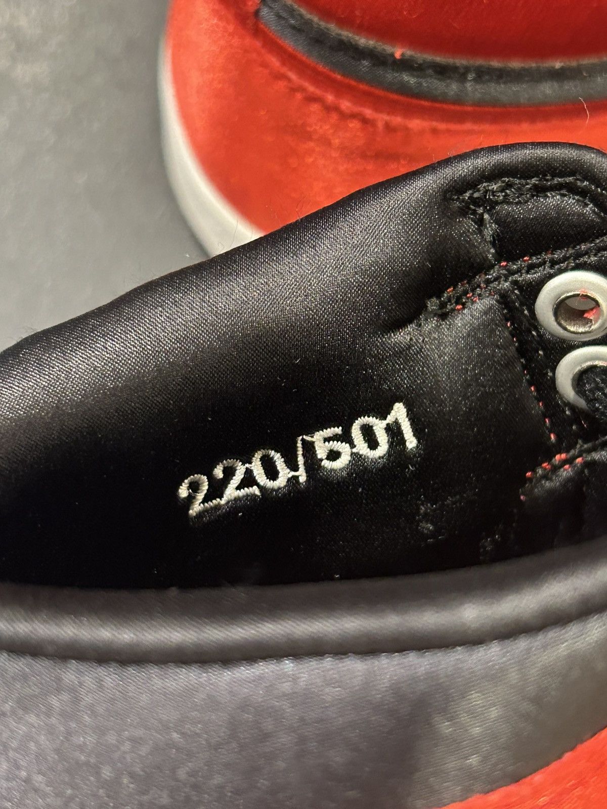 Jordan Brand Jordan 1 Retro ‘Satin Banned’ Numbered Pair Size US 10.5 / EU 43-44 - 9 Thumbnail