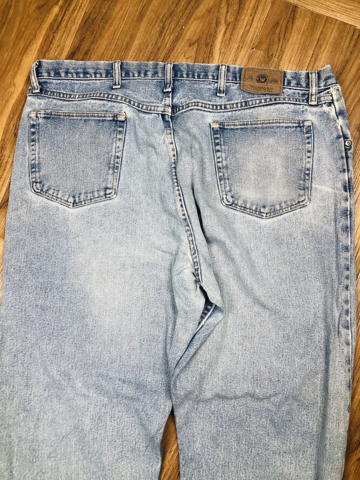 Wrangler Wrangler Jeans Light Wash Custom Art Denim (40) Size US 42 / EU 58 - 13 Thumbnail