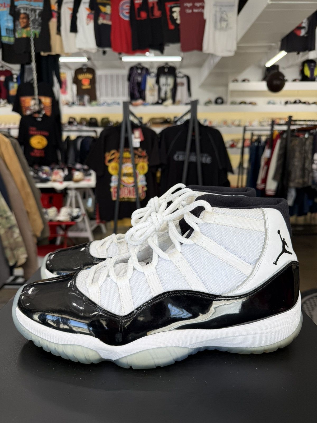 Jordan Brand Air Jordan 11 Concord Size 13 (2018) Size US 13 / EU 46 - 7 Thumbnail