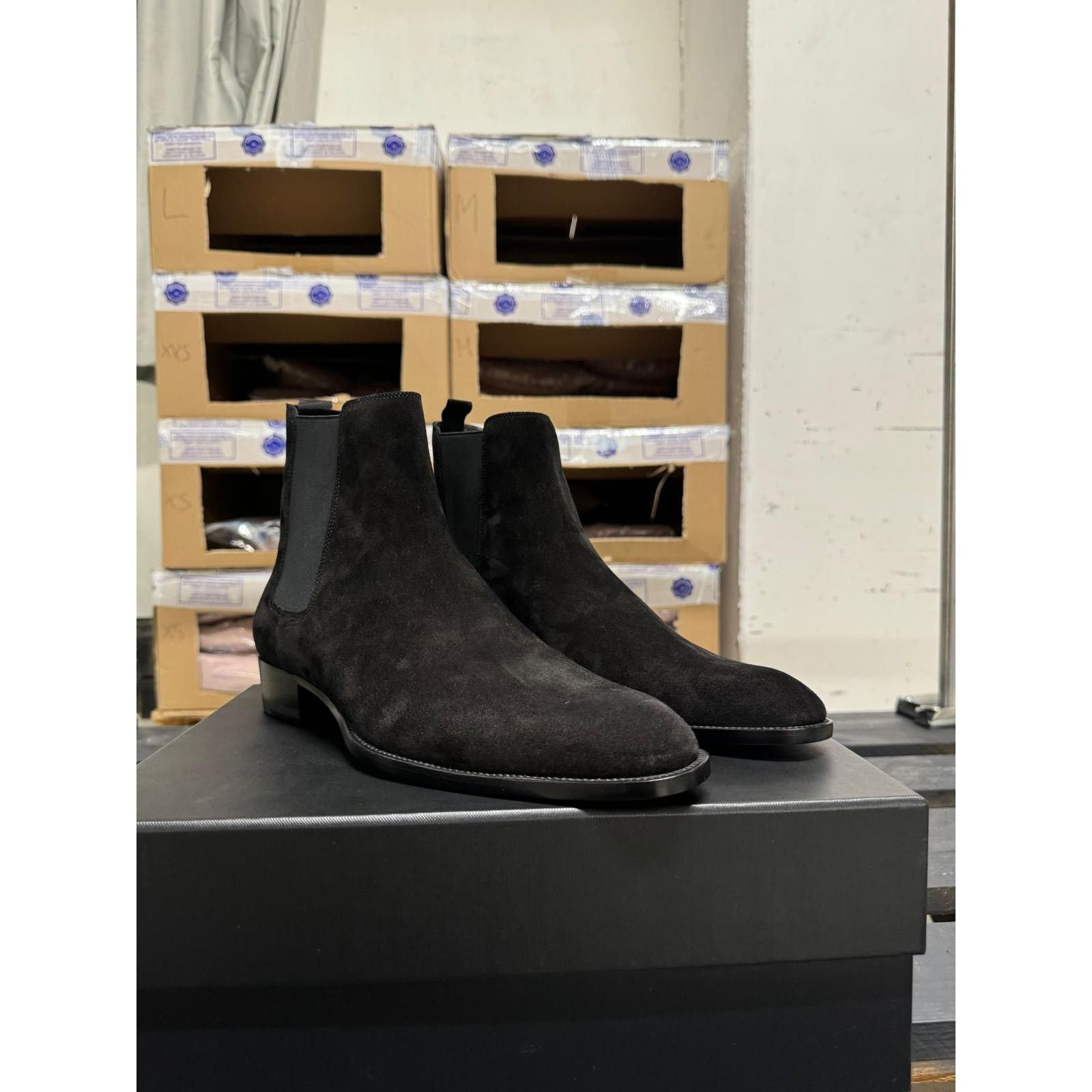 Saint Laurent Paris o1alsimx924 375680 Suede Chelsea Boots in Black Size US 12 / EU 45 - 11 Thumbnail