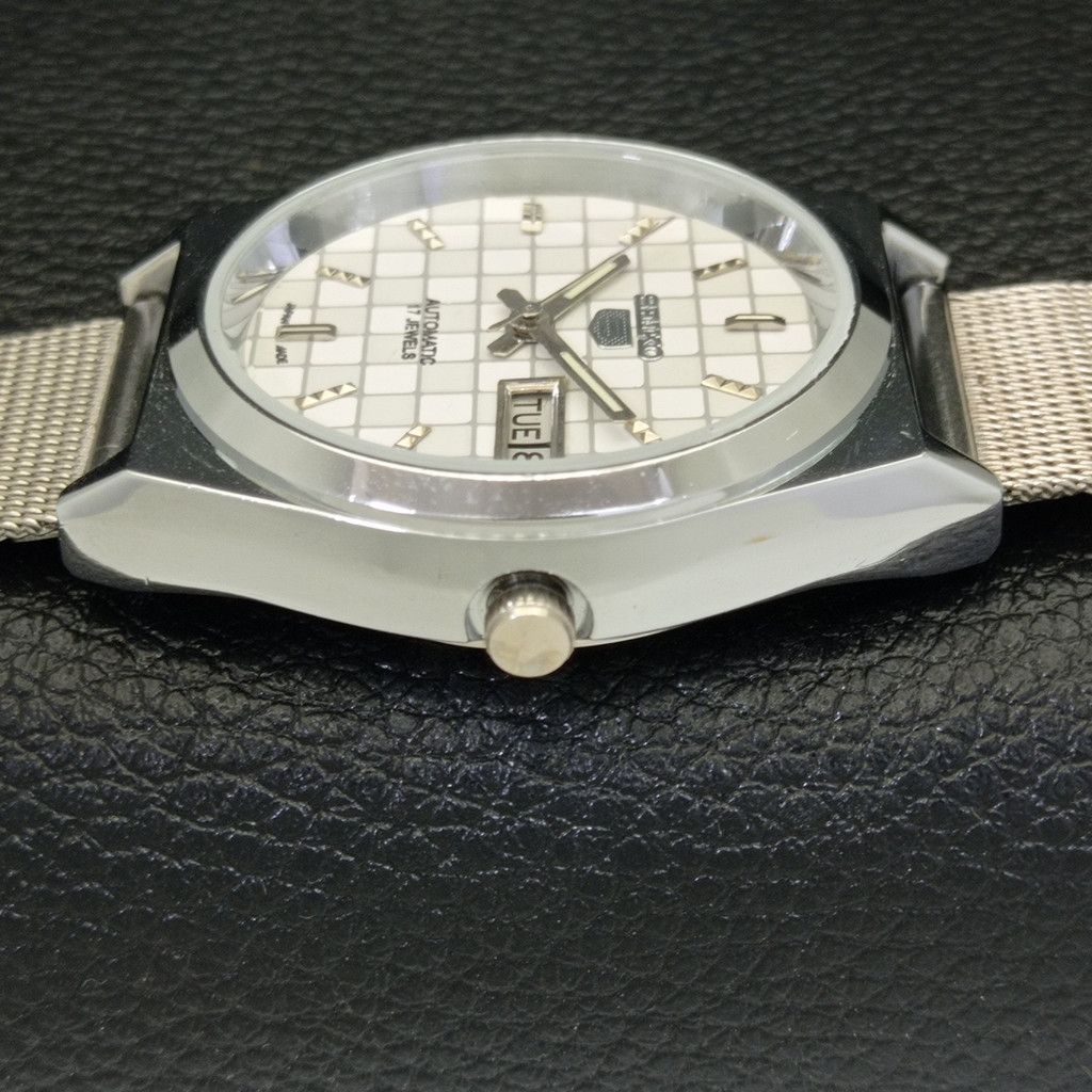 Seiko REFURBISHED VINTAGE SEIKO 5 AUTO JAPAN MENS WATCH a440203 Size 38 - 4 Thumbnail