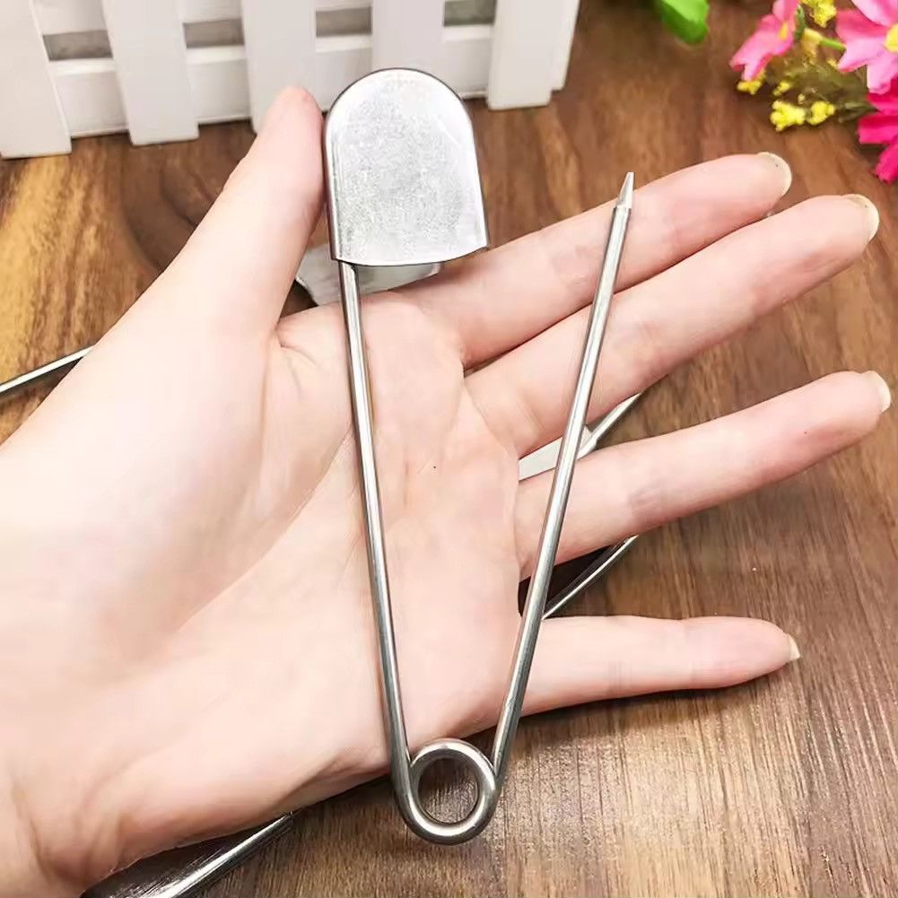 Jewelry × Vintage Large Safety Pin Tools Accessory Size ONE SIZE - 2 Thumbnail