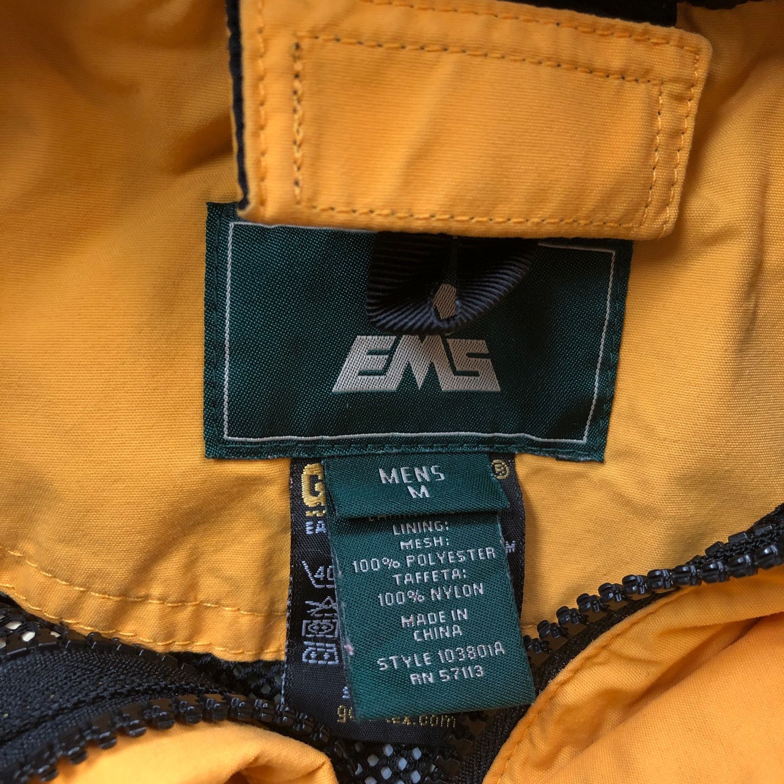 Eastern Mountain Sports Vintage Eastern Mountain Sports EMS Jacket Mens M Yellow Ski Size US M / EU 48-50 / 2 - 4 Thumbnail