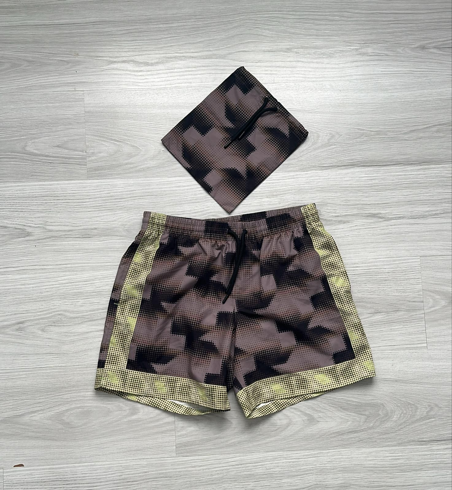Dries Van Noten Graphic Print Swim Shorts Medium