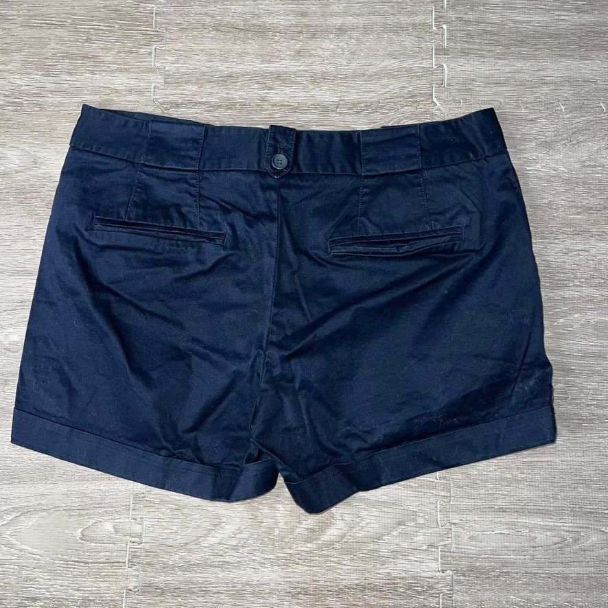 Banana Republic Banana Republic Women's Navy Blue Chino Shorts Size 8 Casual Size 30" / US 8 / IT 44 - 3 Thumbnail