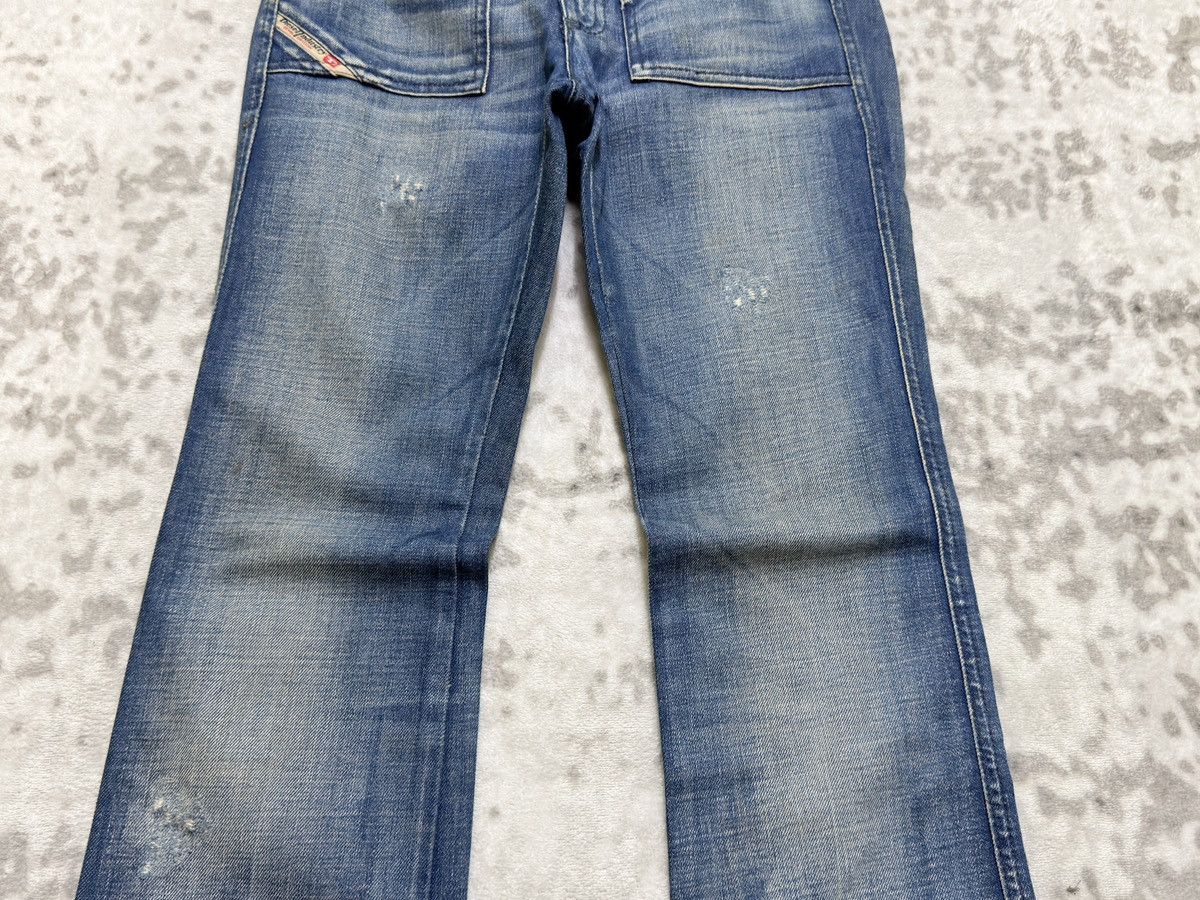 Diesel Diesel Bootcut Y2K Low Rise Distressed Light Wash Denim Size US 28 / EU 44 - 6 Thumbnail