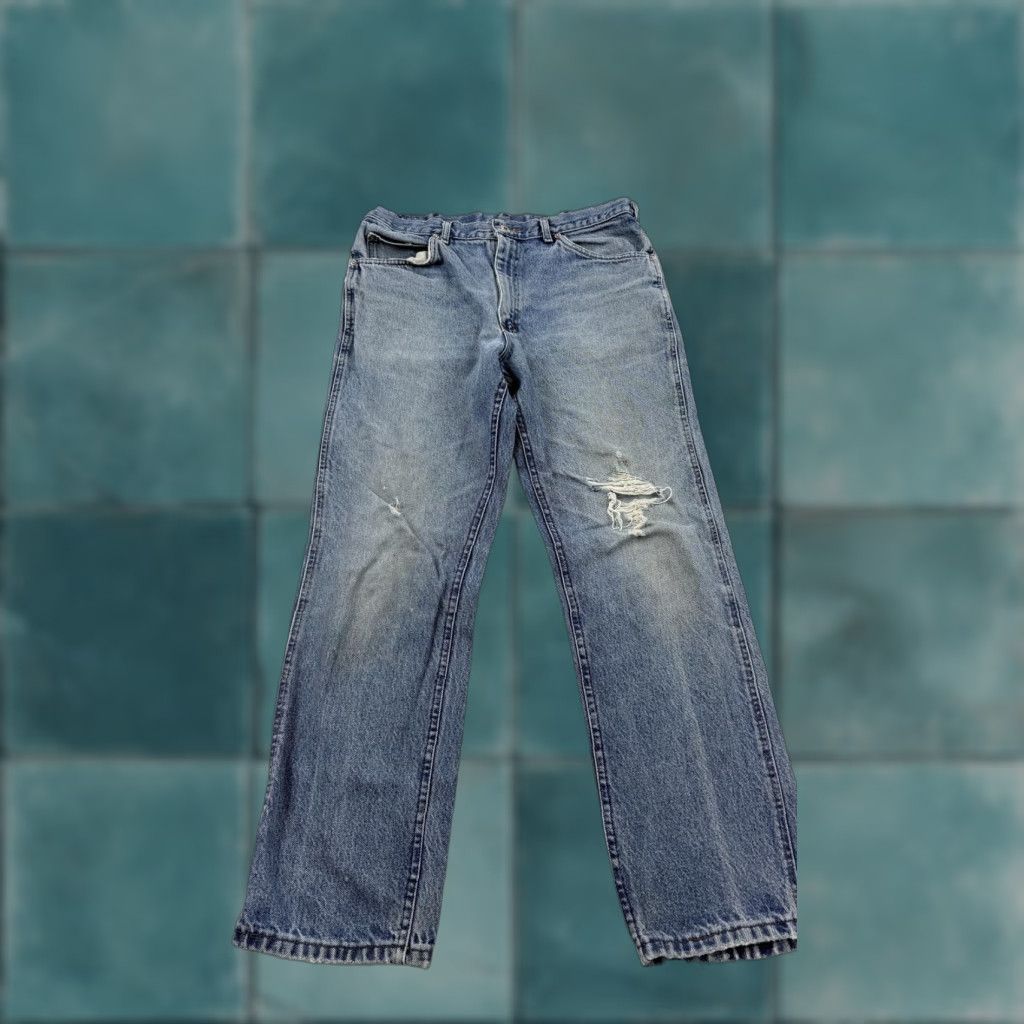 Lee Vintage Lee Jeans Mens 33x30 Blue Distressed Straight Denim 5 Pocket Made in USA Jeans Men 33 30 Blue Distressed Straight Denim 5 Pocket Made in USA Size US 33 - 1 Thumbnail
