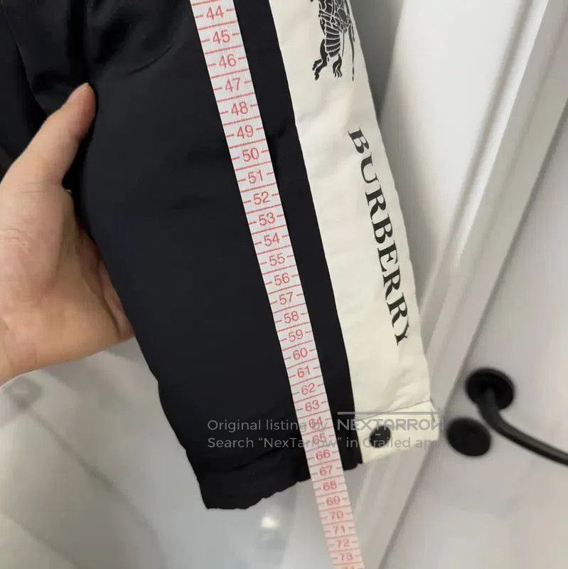 Burberry Burberry Black Short Padded Down Jacket. Size US L / EU 52-54 / 3 - 9 Thumbnail