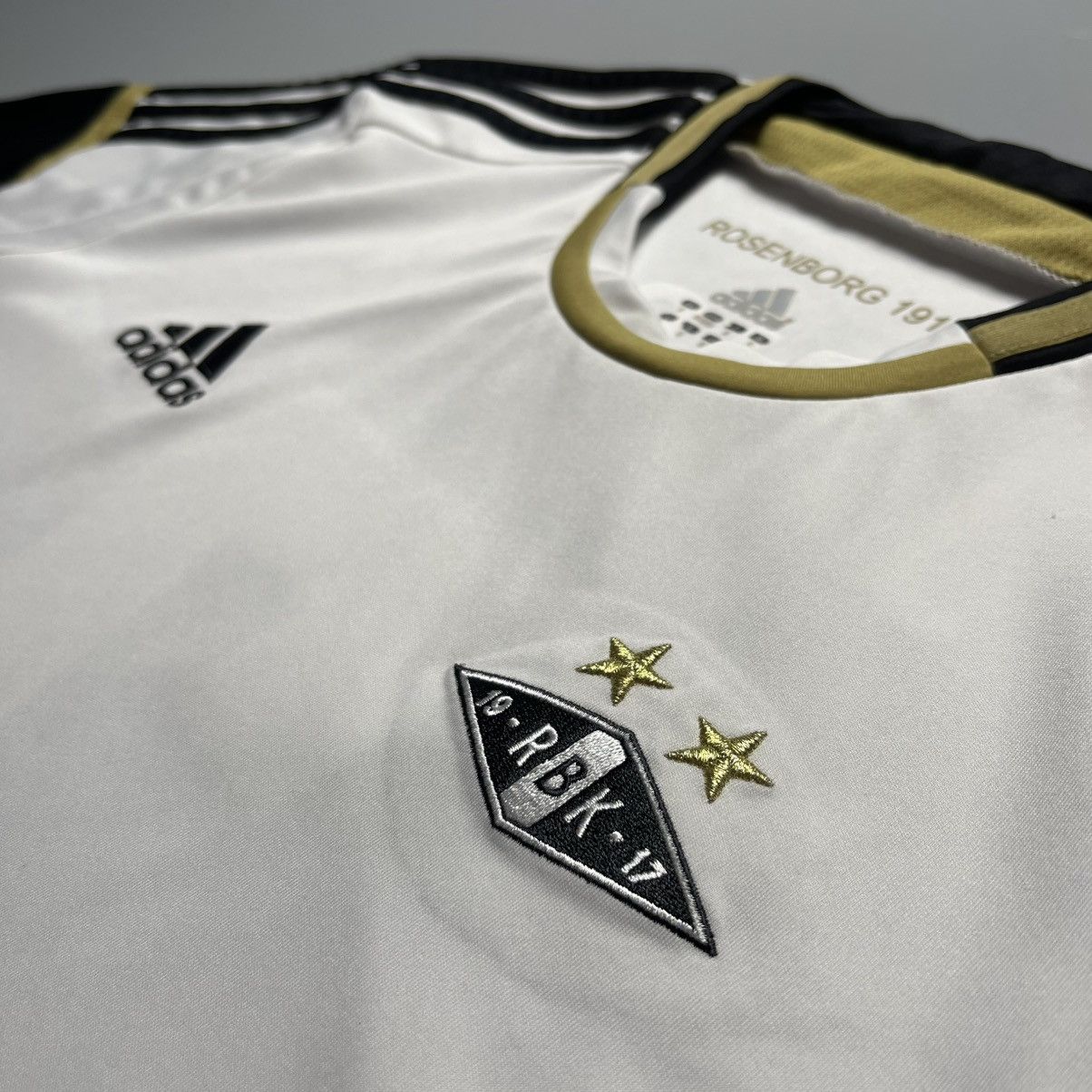 Adidas × Vintage ROSENBORG BALLKLUB ADIDAS 2012/2013 SOCCER JERSEY #7 JENSEN Size US S / EU 44-46 / 1 - 5 Thumbnail