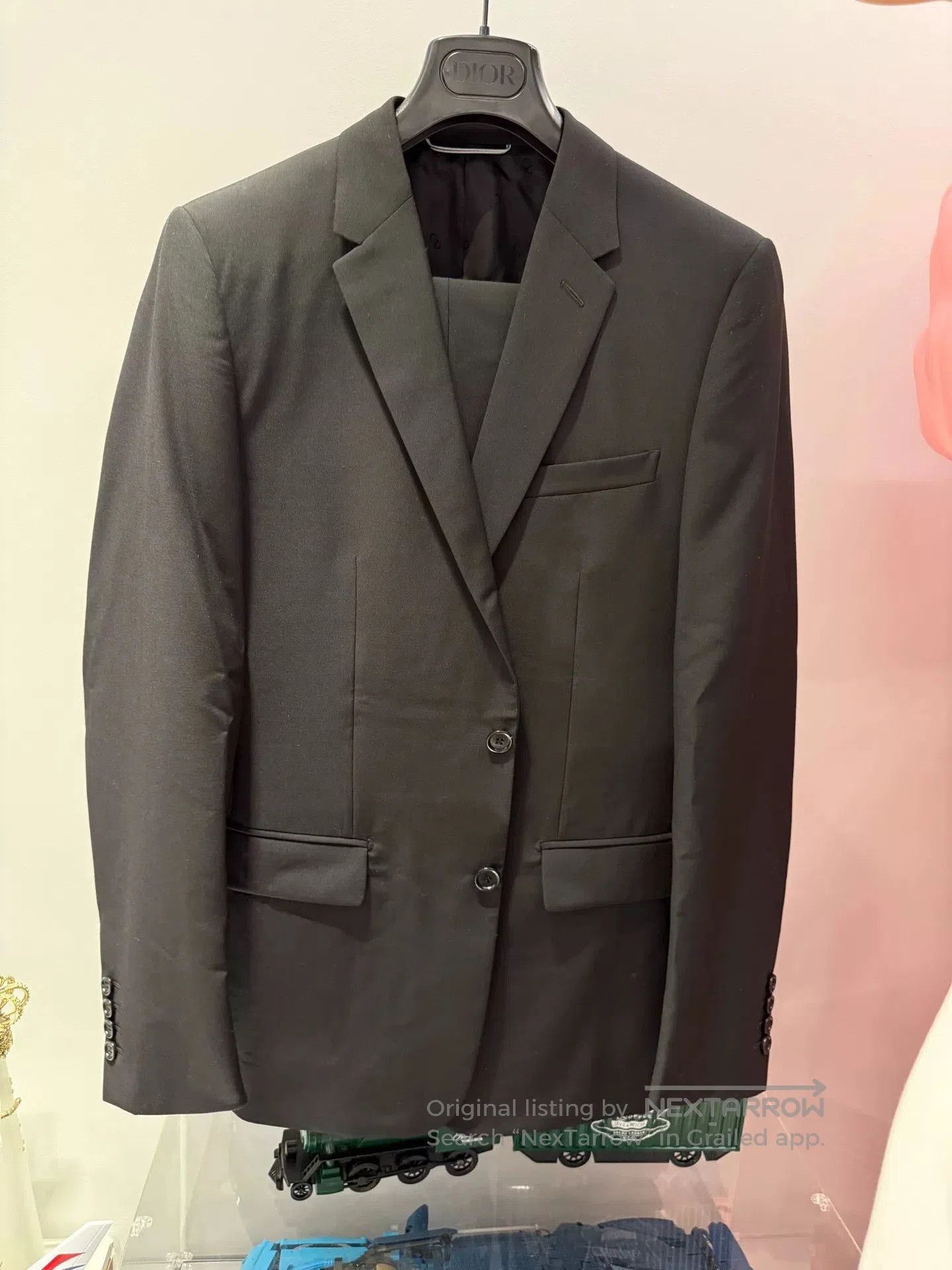 Dior Homme Black Suit Set for Sale.