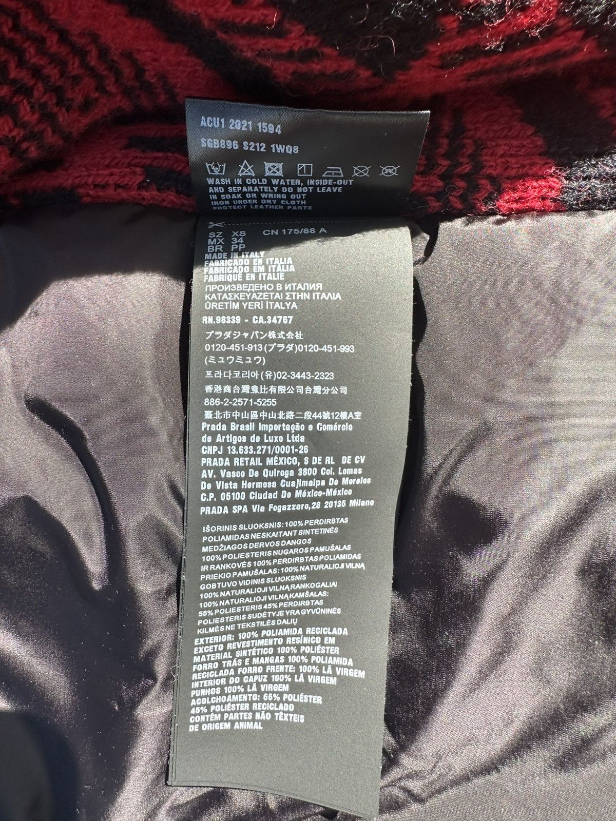 Prada Prada FW21 Re-Nylon Oversized Hooded Bomber Parka sz XS Size US XS / EU 42 / 0 - 10 Thumbnail