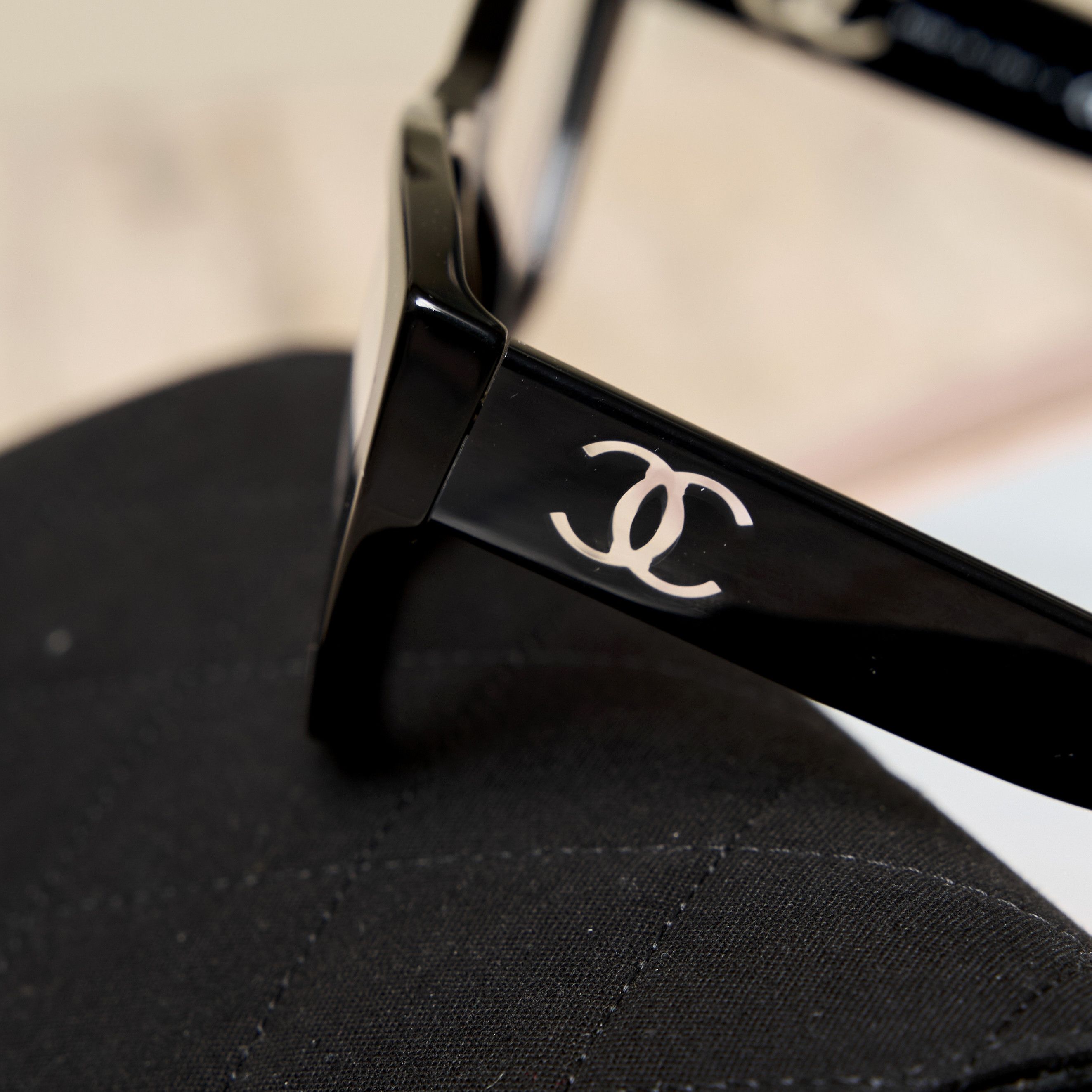 Chanel CHANEL 0CH3474 C501 Sunglasses Size ONE SIZE - 4 Thumbnail