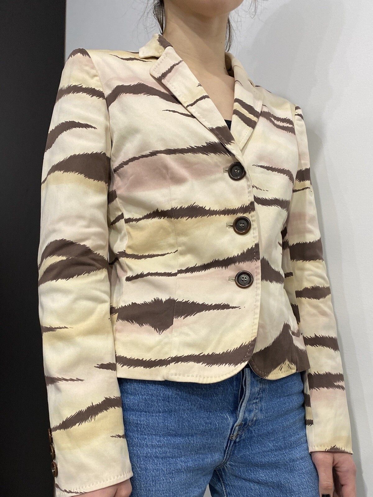 Moschino vintage 2000s Moschino Cheap and Chic Y2k Print Blazer Size S / US 4 / IT 40 - 4 Thumbnail