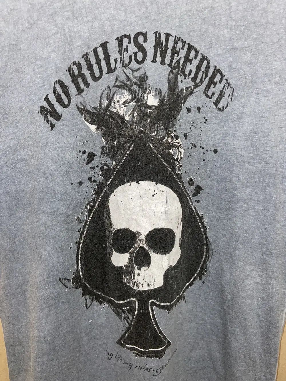 Affliction 🔞VINTAGE SMOG SKULLS Y2K TEE T SHIRT AFFLICTION DEVIL GOTH Size US M / EU 48-50 / 2 - 10 Thumbnail