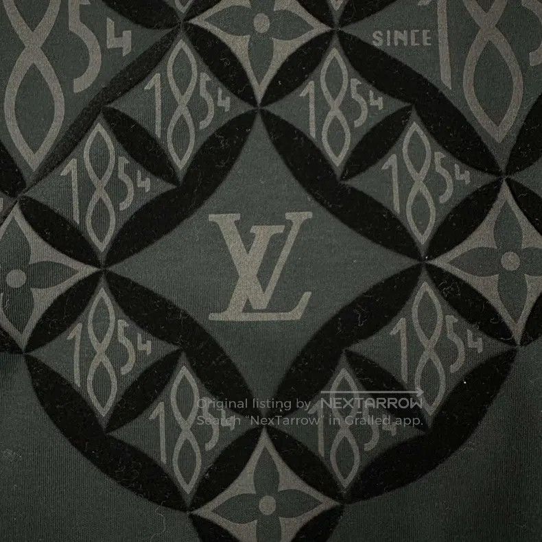 Louis Vuitton Louis Vuitton Full logo printed short sleeves Size US XS / EU 42 / 0 - 4 Thumbnail